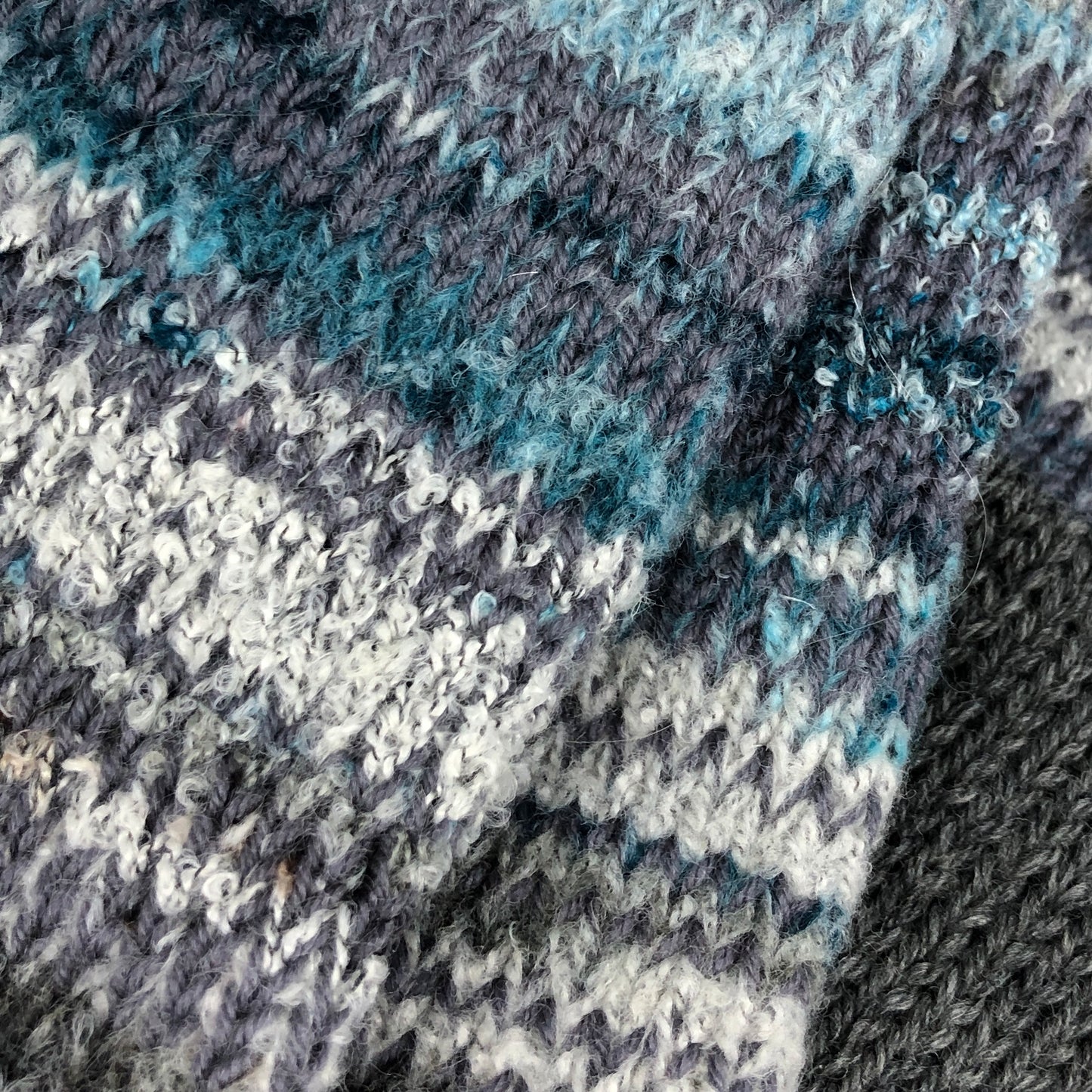 Grey glacier wool scarf