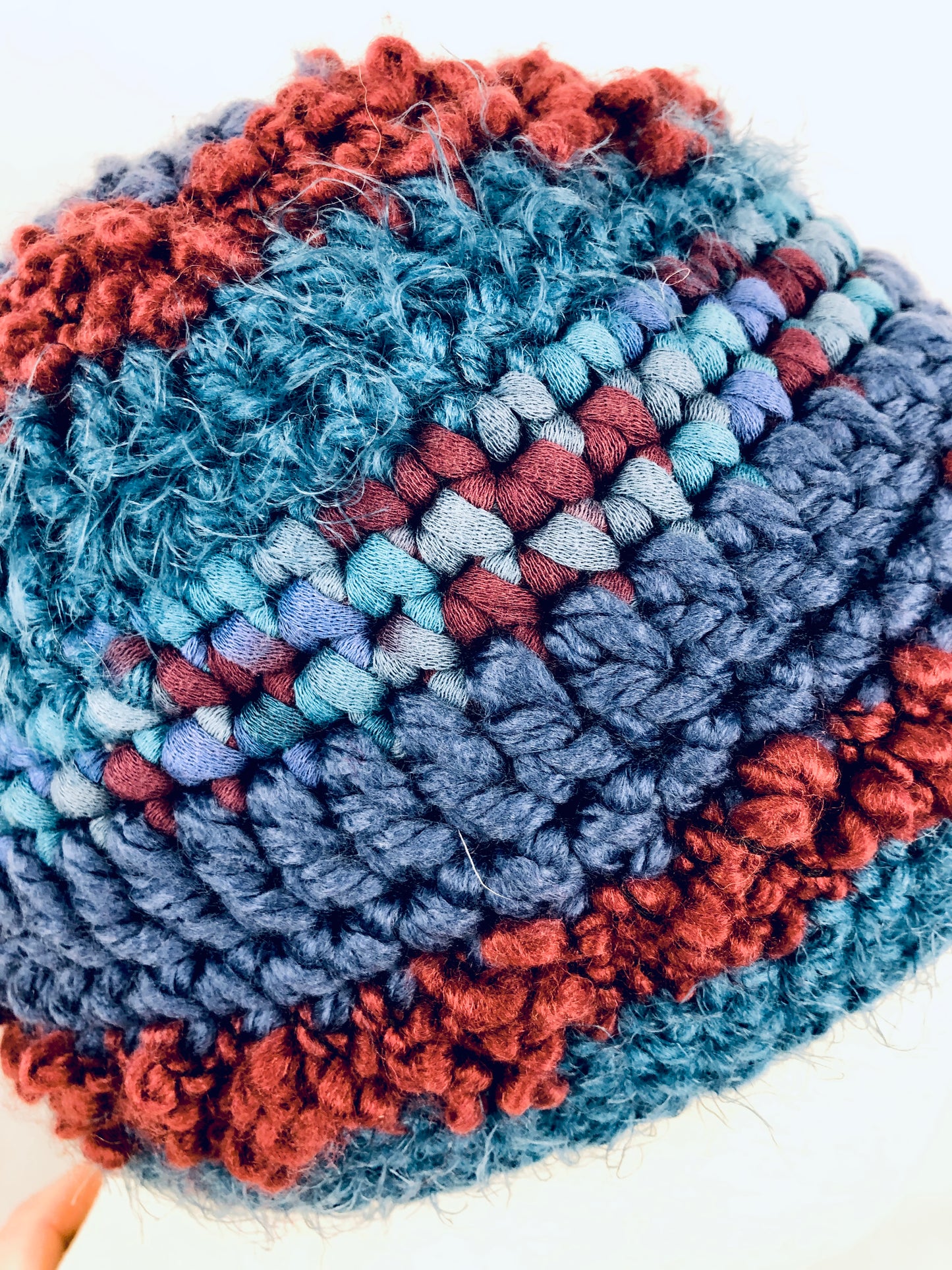 Blue red beanie toque