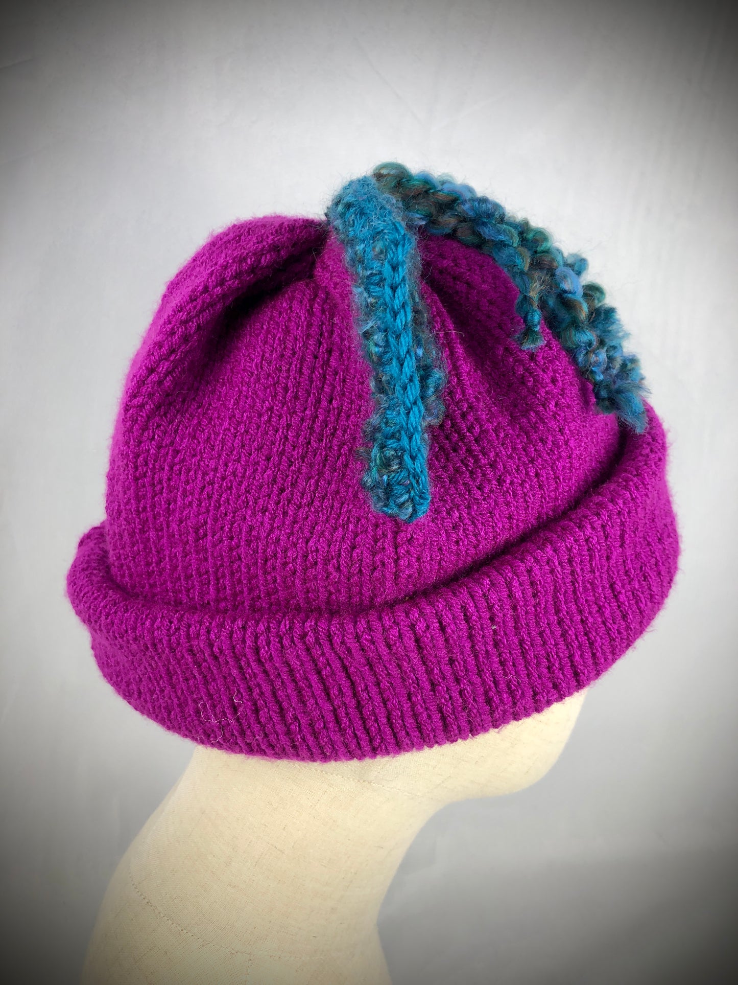 Magenta pink beanie toque cat hat
