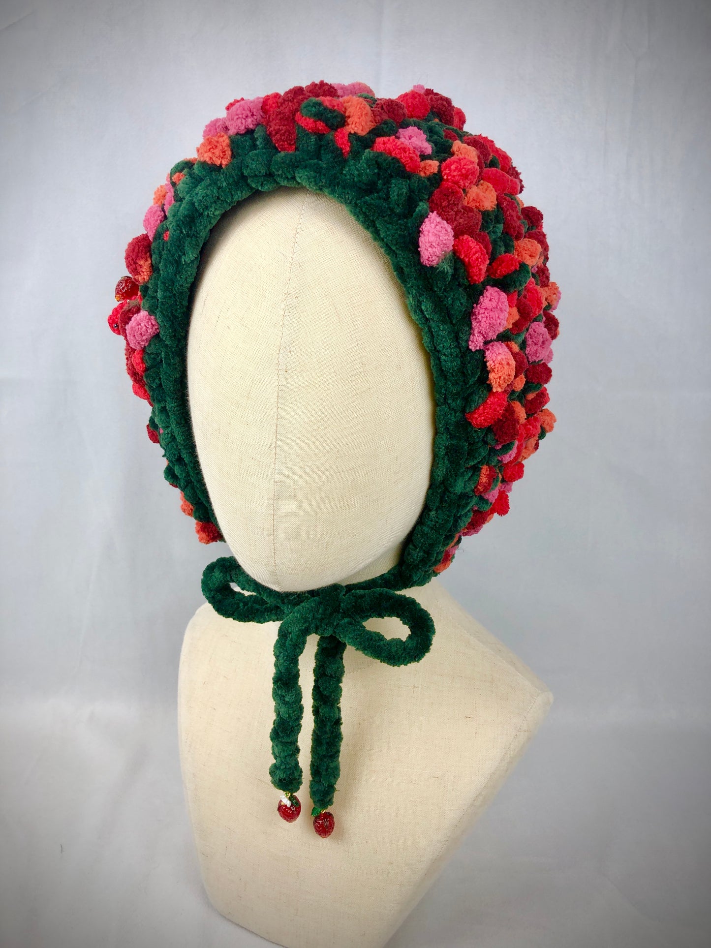 Wild strawberry bonnet hat
