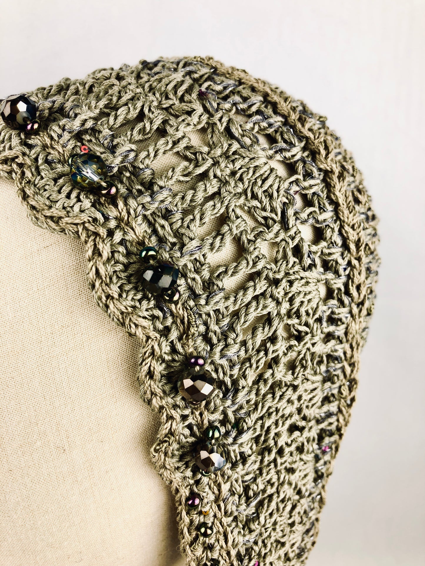 Olive mulberry silk bonnet hat