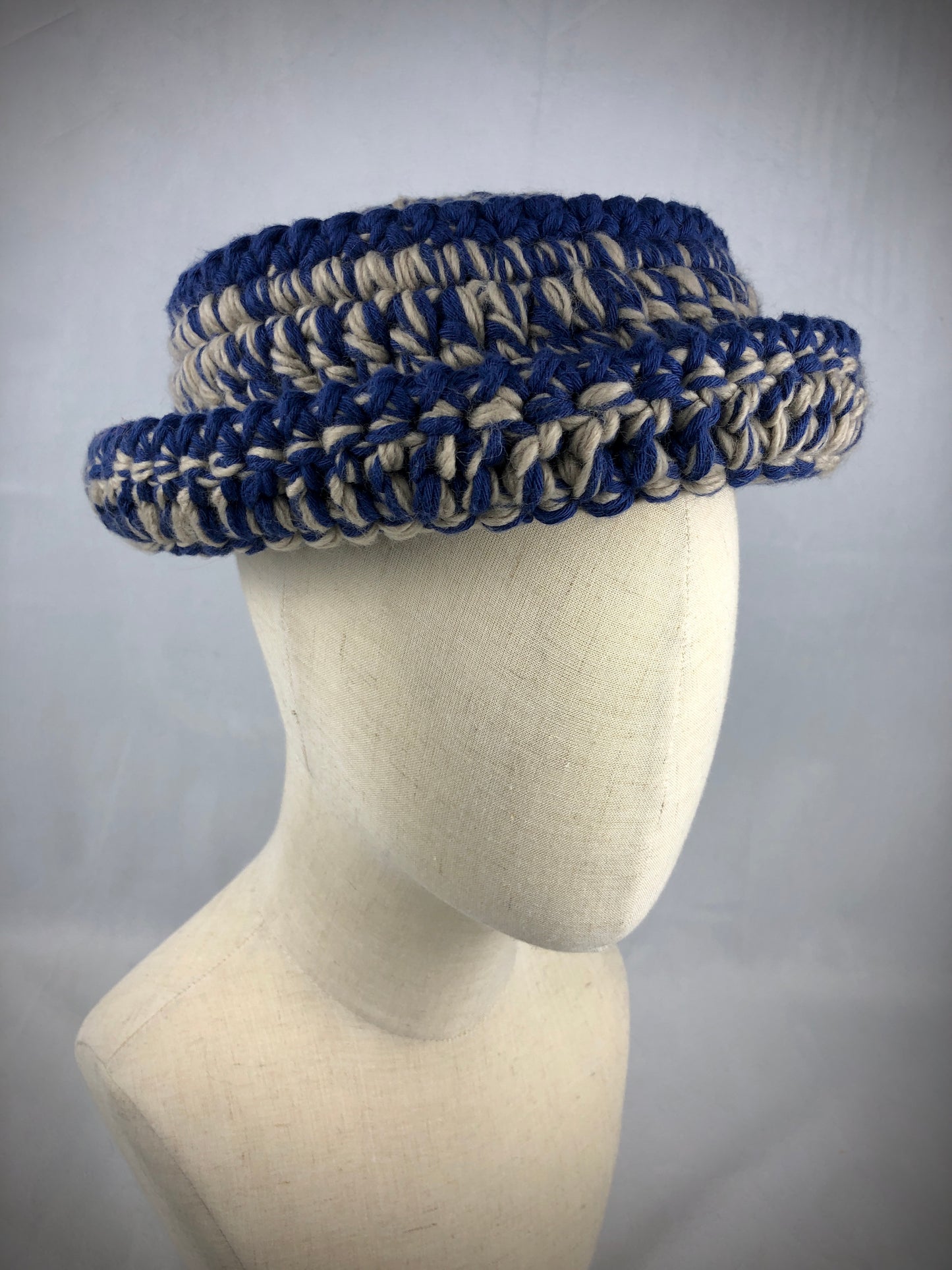 Blue beige chunky bucket hat