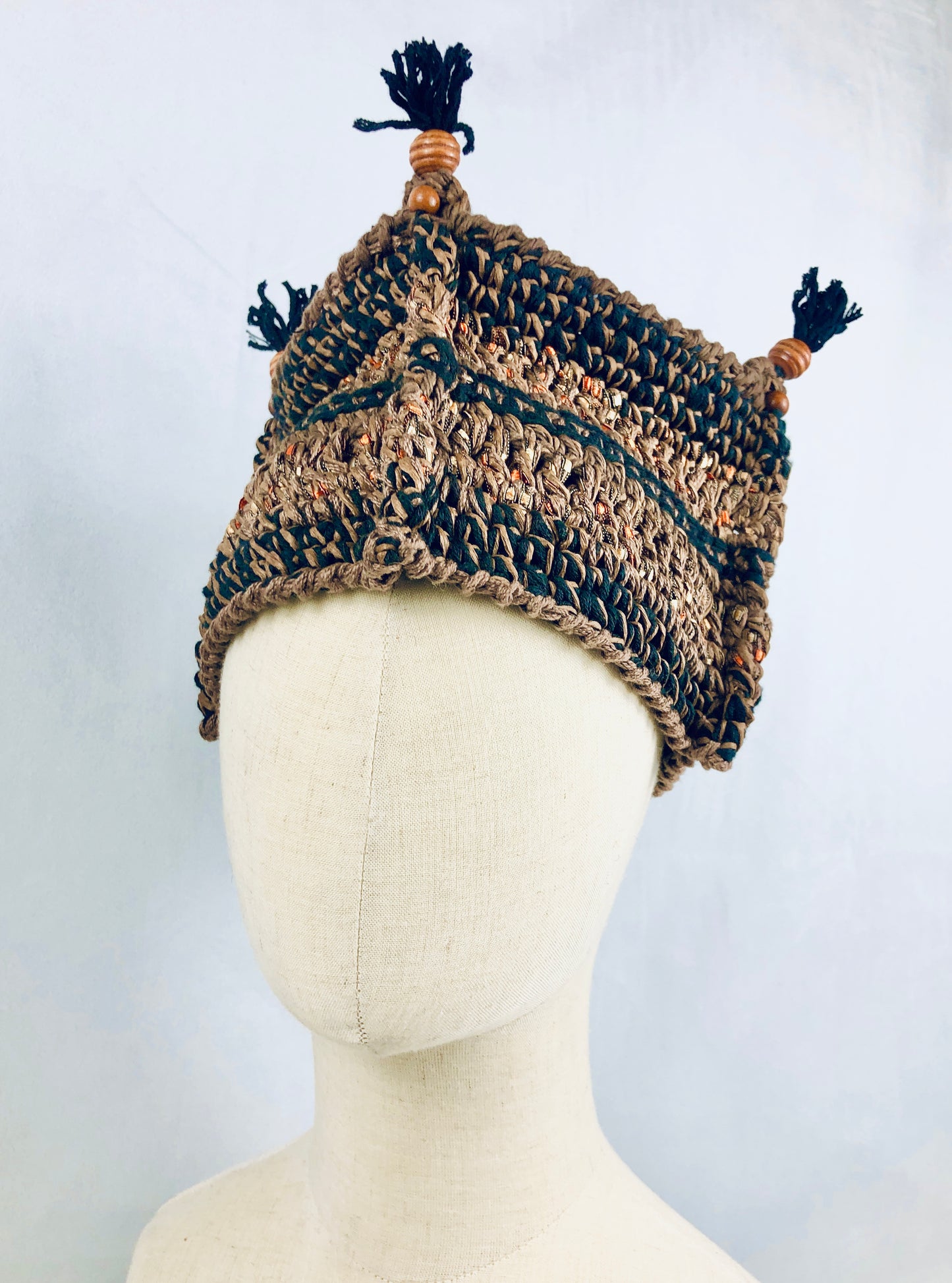 Cube-shaped hat