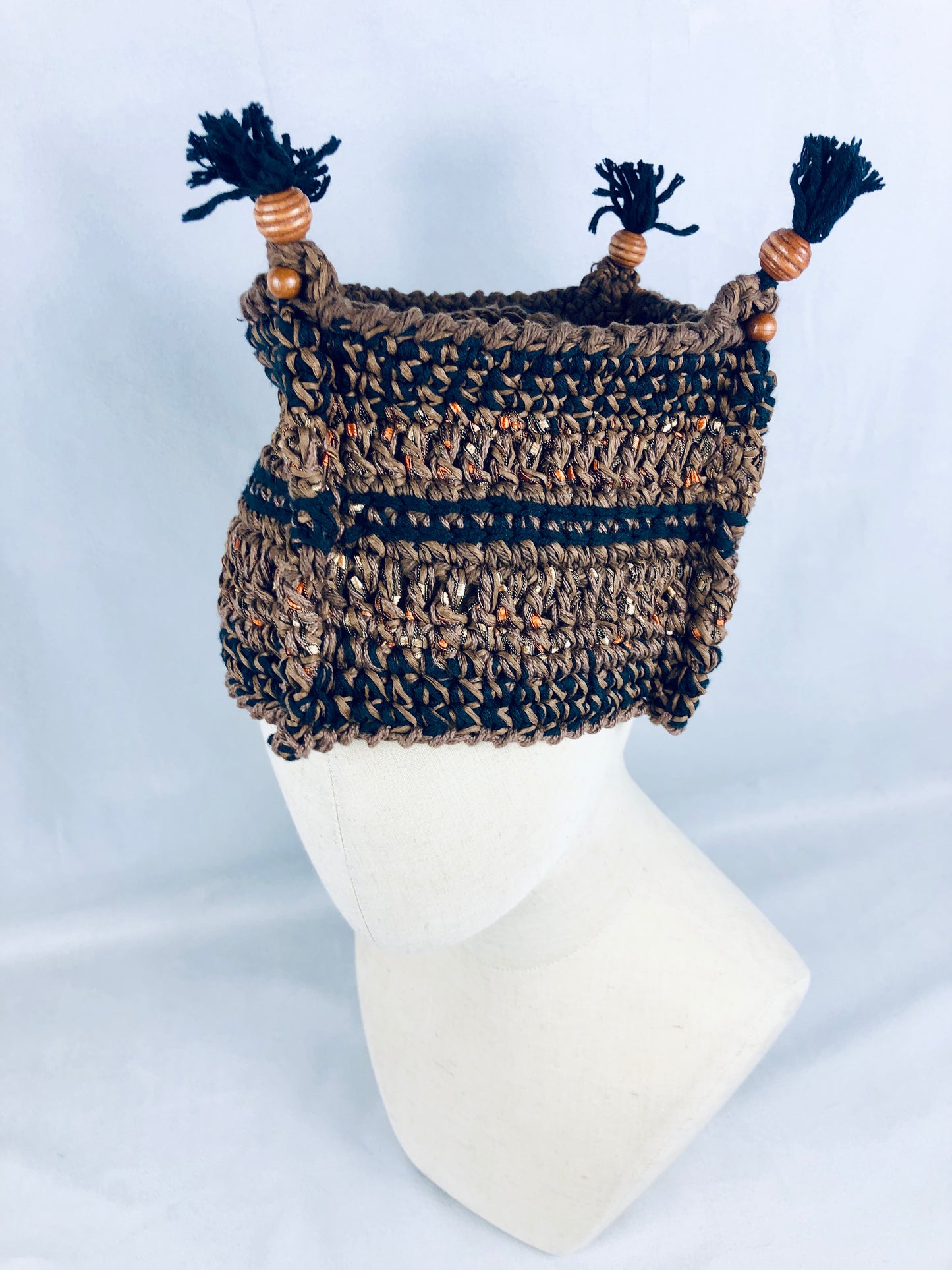 Cube-shaped hat