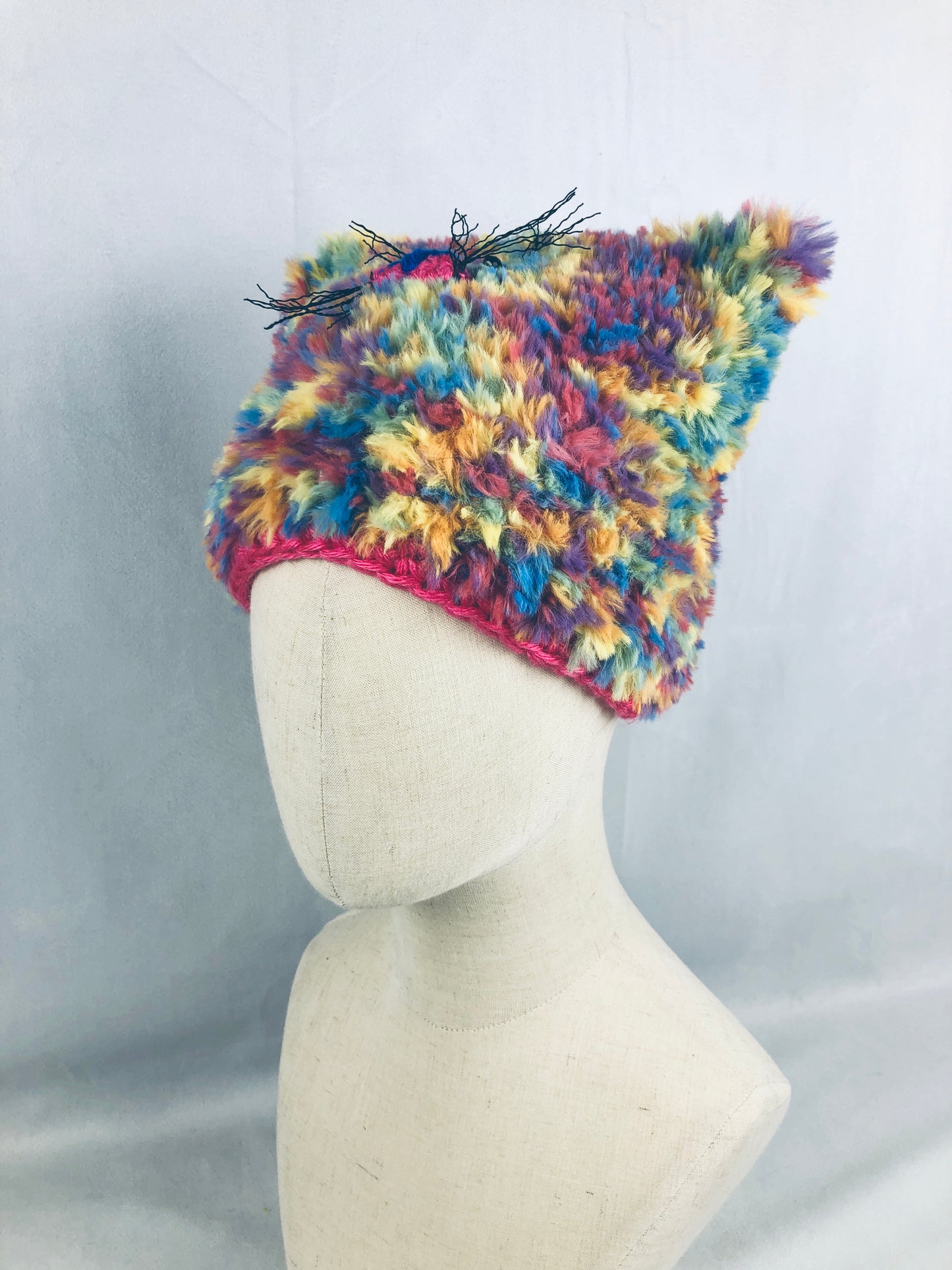 Fuzzy cat toque