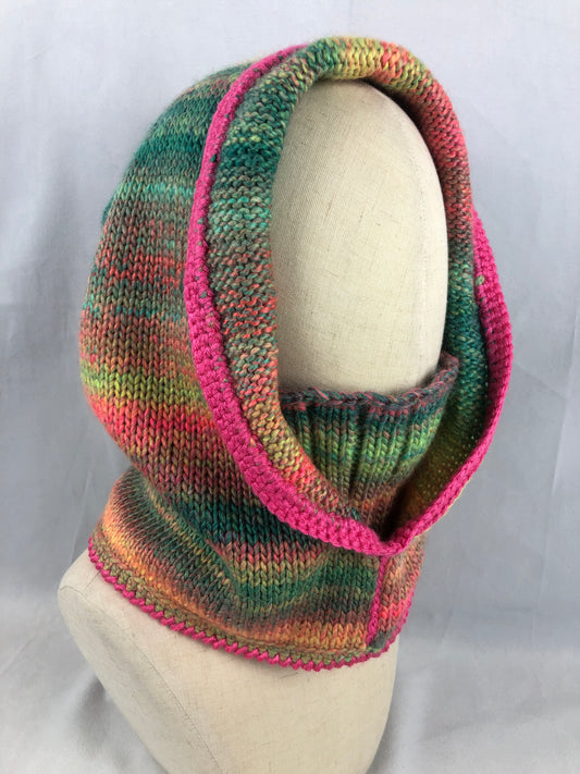 Multicoloured hood hat