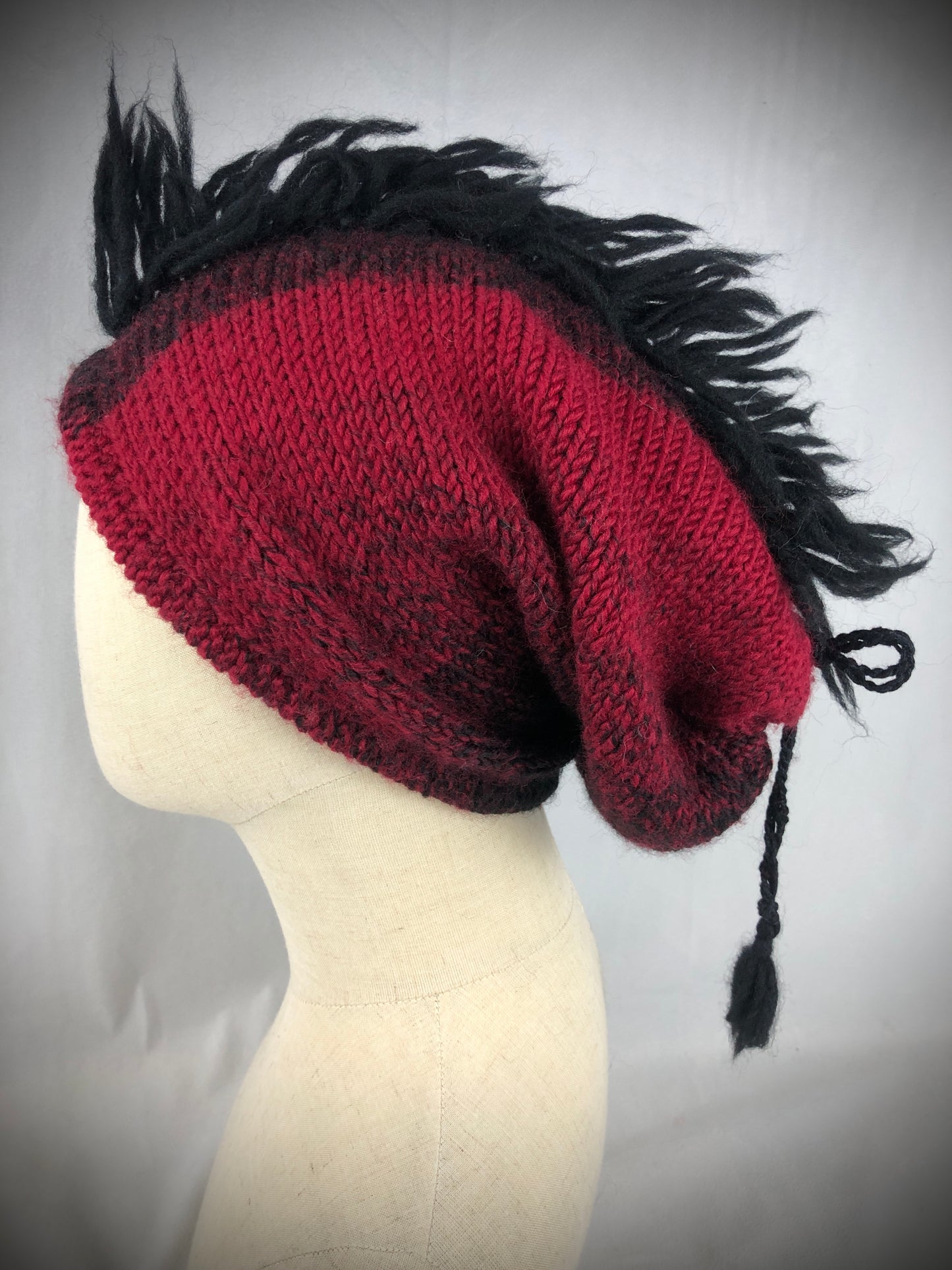 Red-black neck warmer/ hat/ balaclava