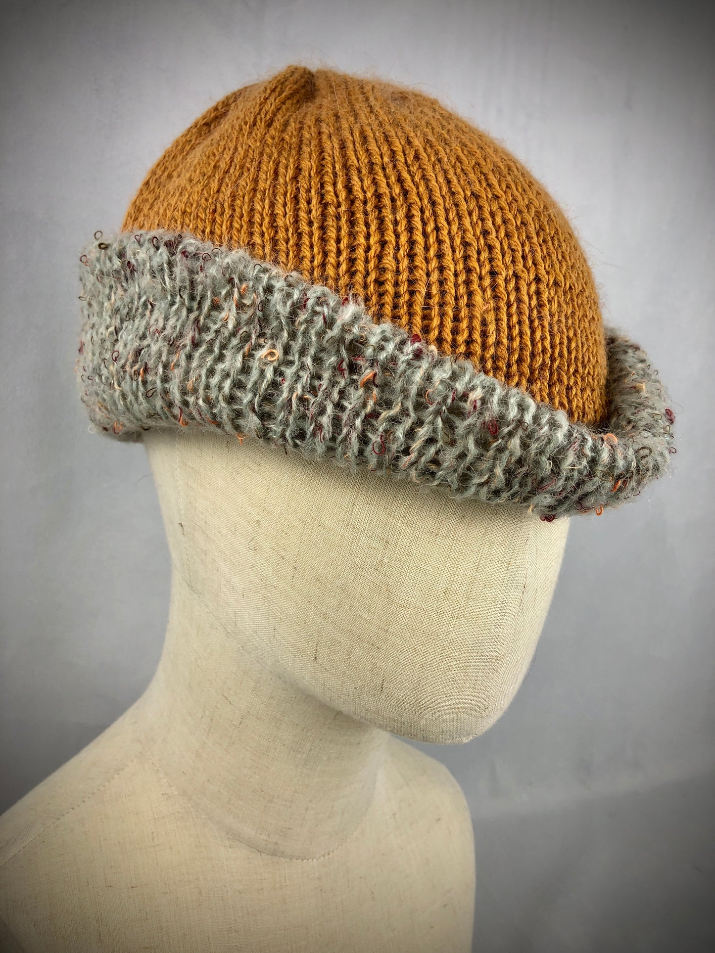 Yellow grey cashmere beanie toque
