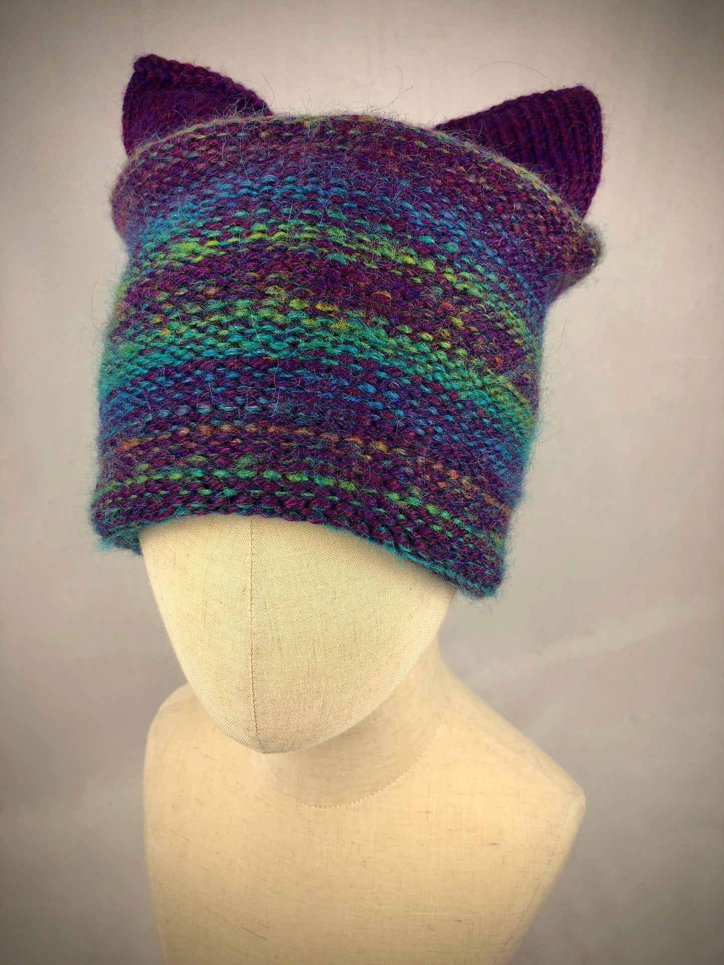 Purple rainbow bow cat hat
