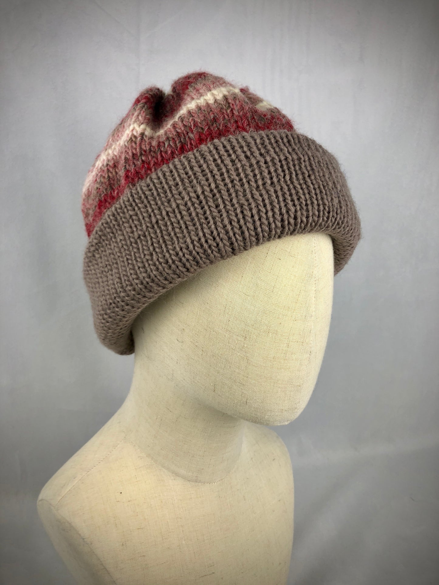 Grey brown red beanie toque