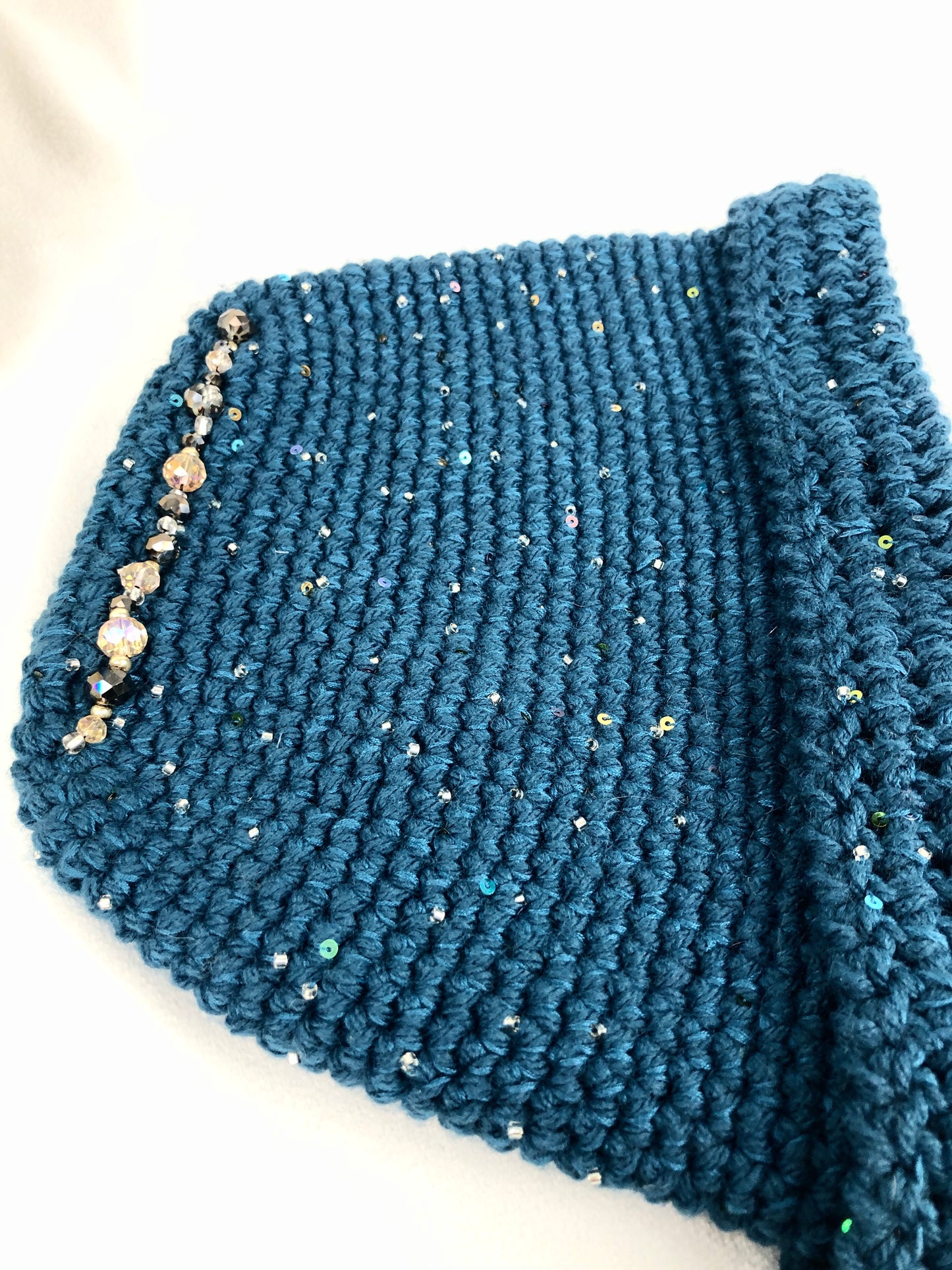 Teal beaded shovel beanie toque