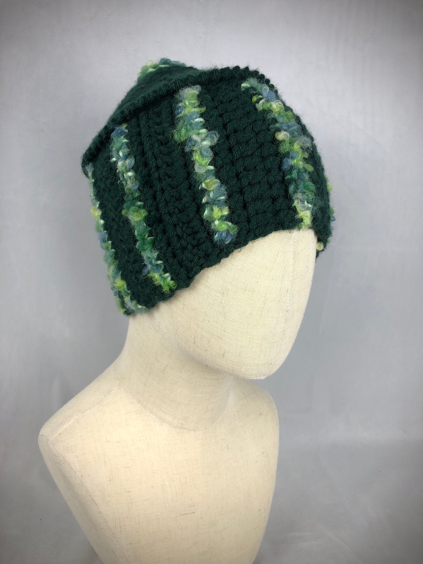 Green beanie toque