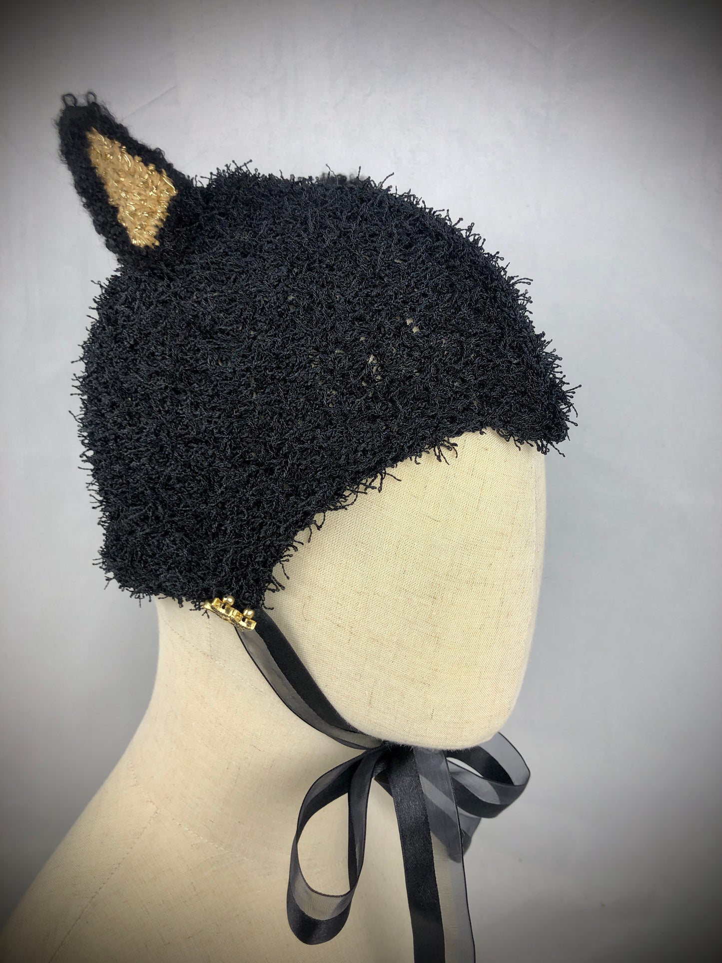 Black glamour cat bonnet beanie