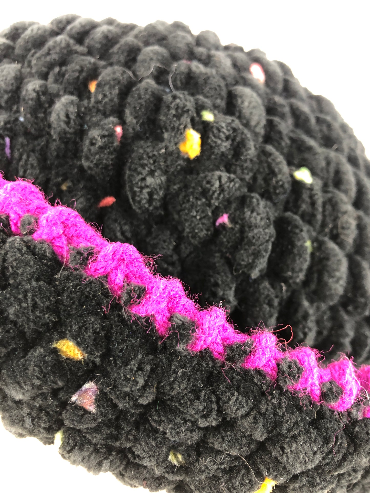 Black chunky bucket hat