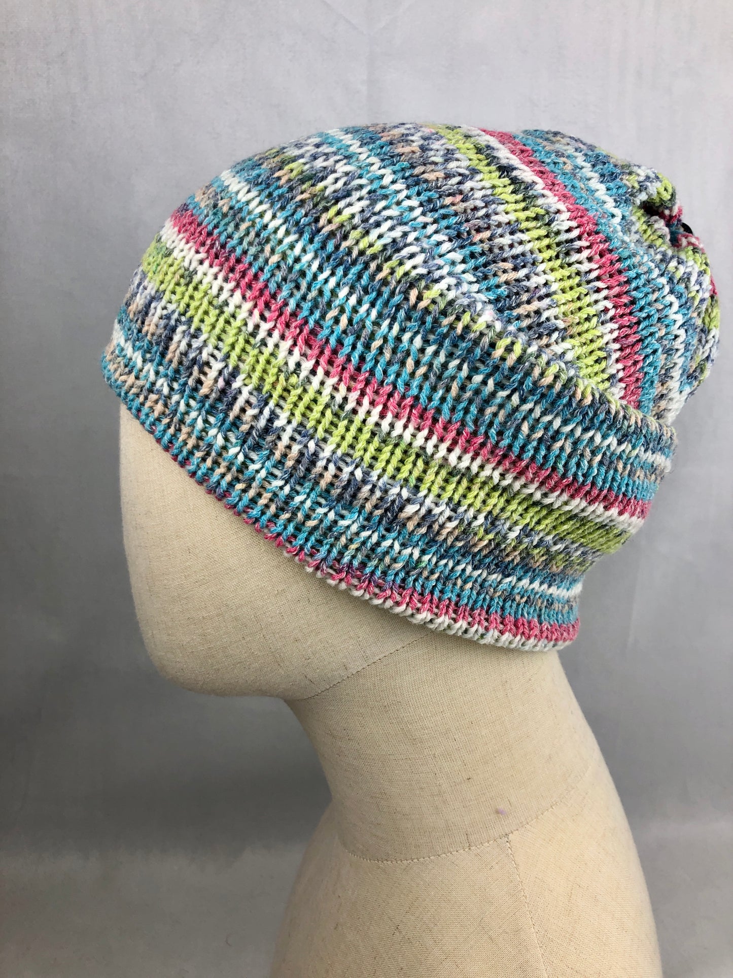 Geometric beanie toque hat