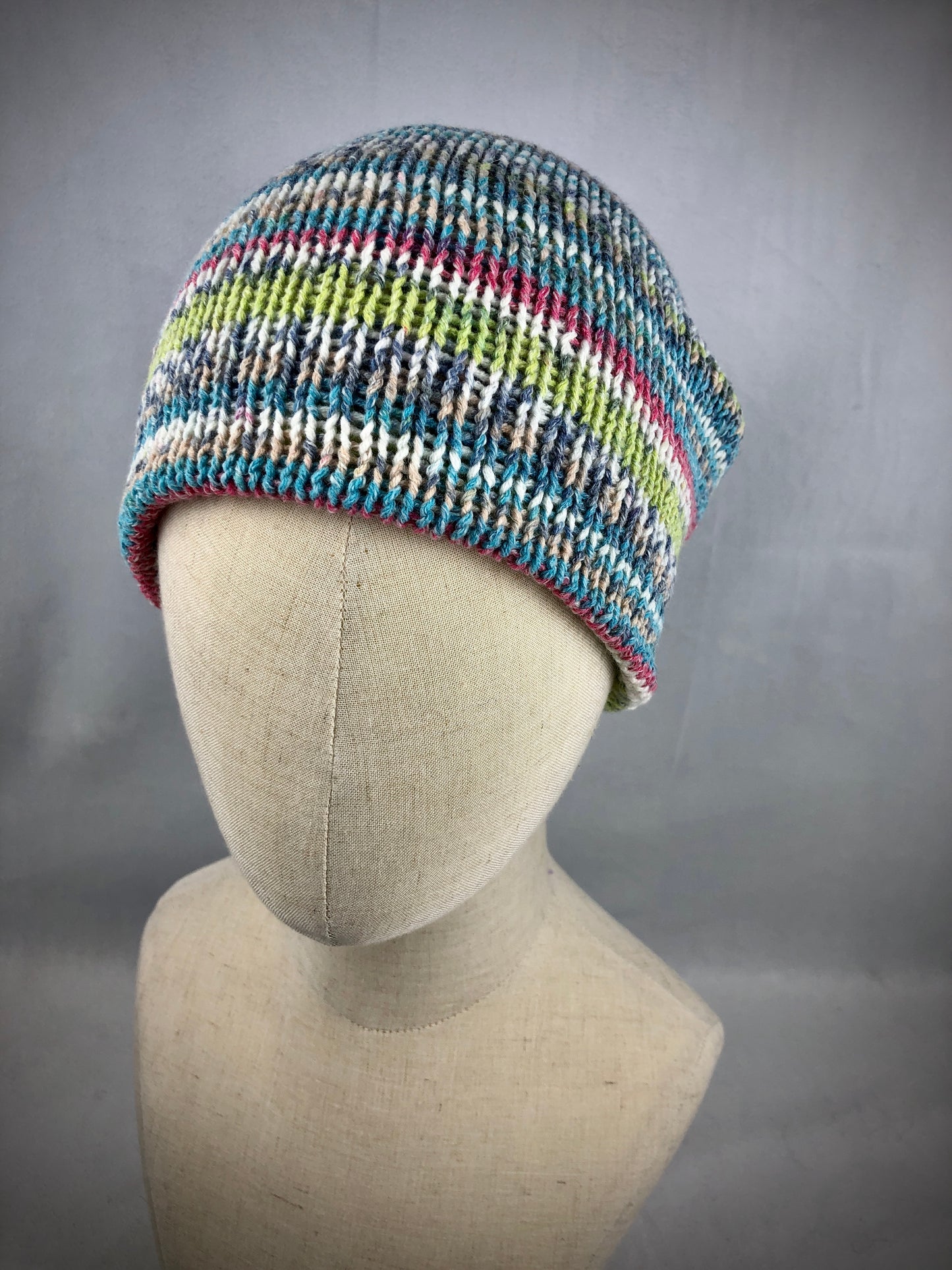 Geometric beanie toque hat