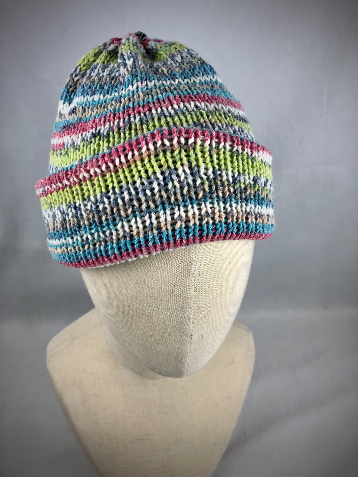 Geometric beanie toque hat