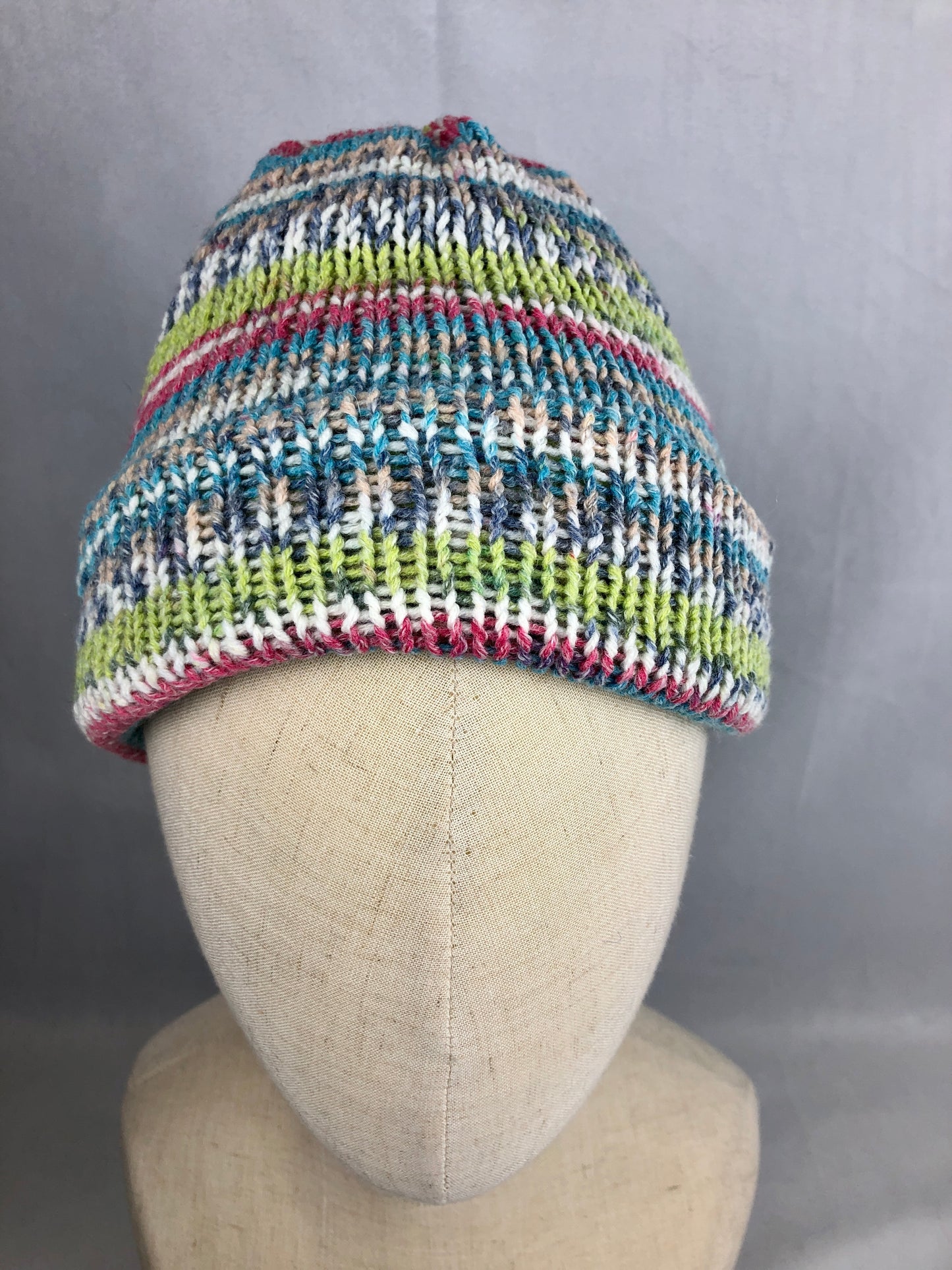 Geometric beanie toque hat