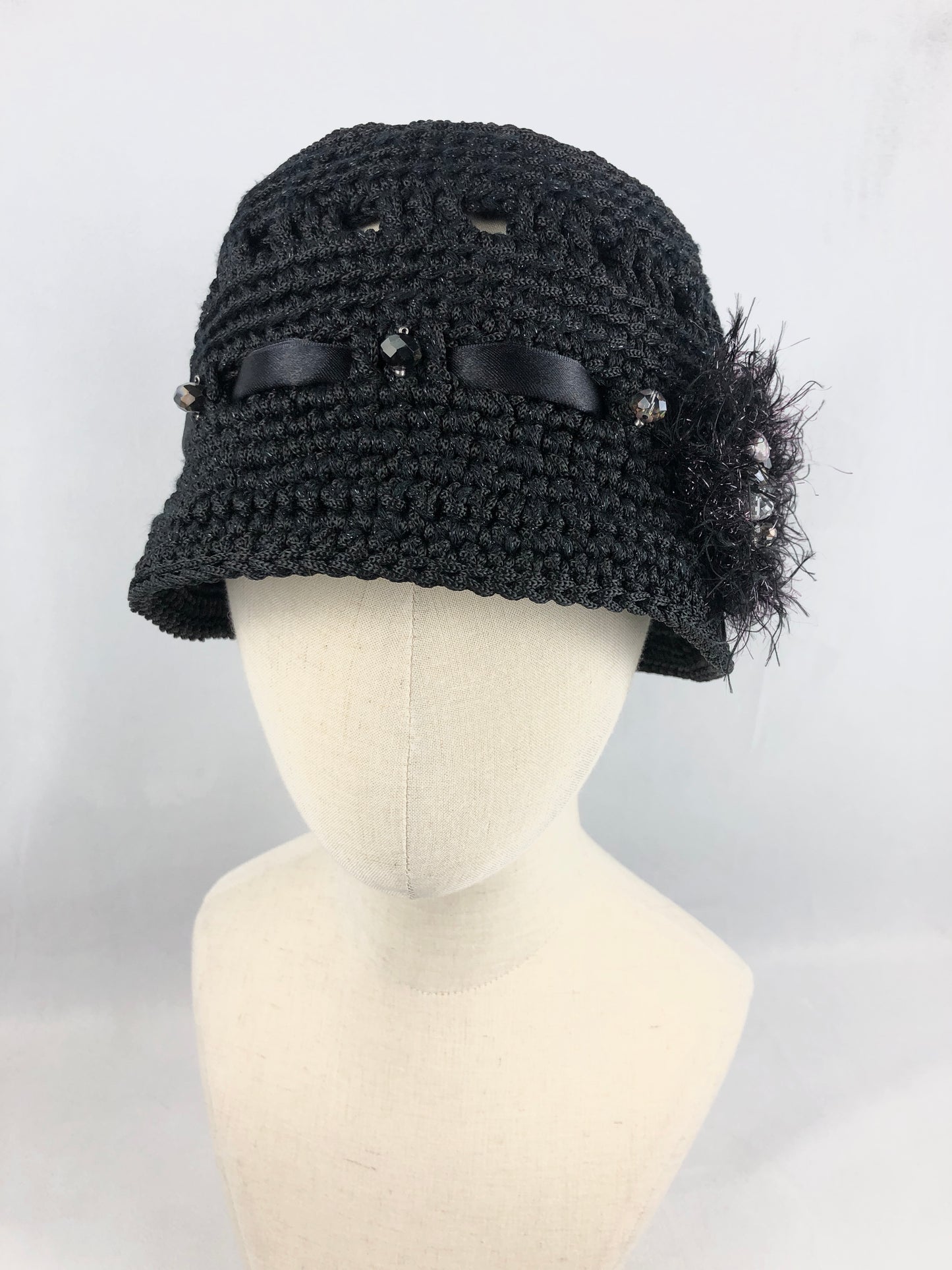 Black elegant cloche/ bucket hat