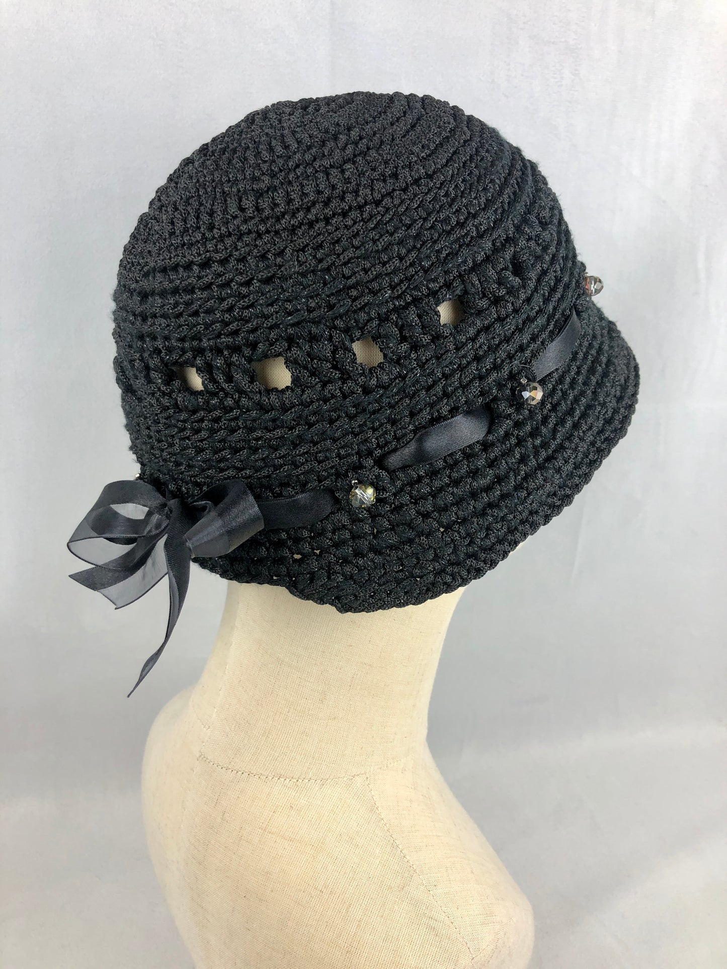 Black elegant cloche/ bucket hat