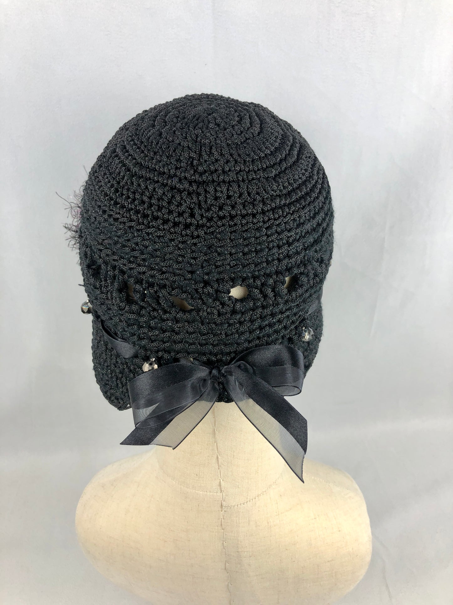 Black elegant cloche/ bucket hat