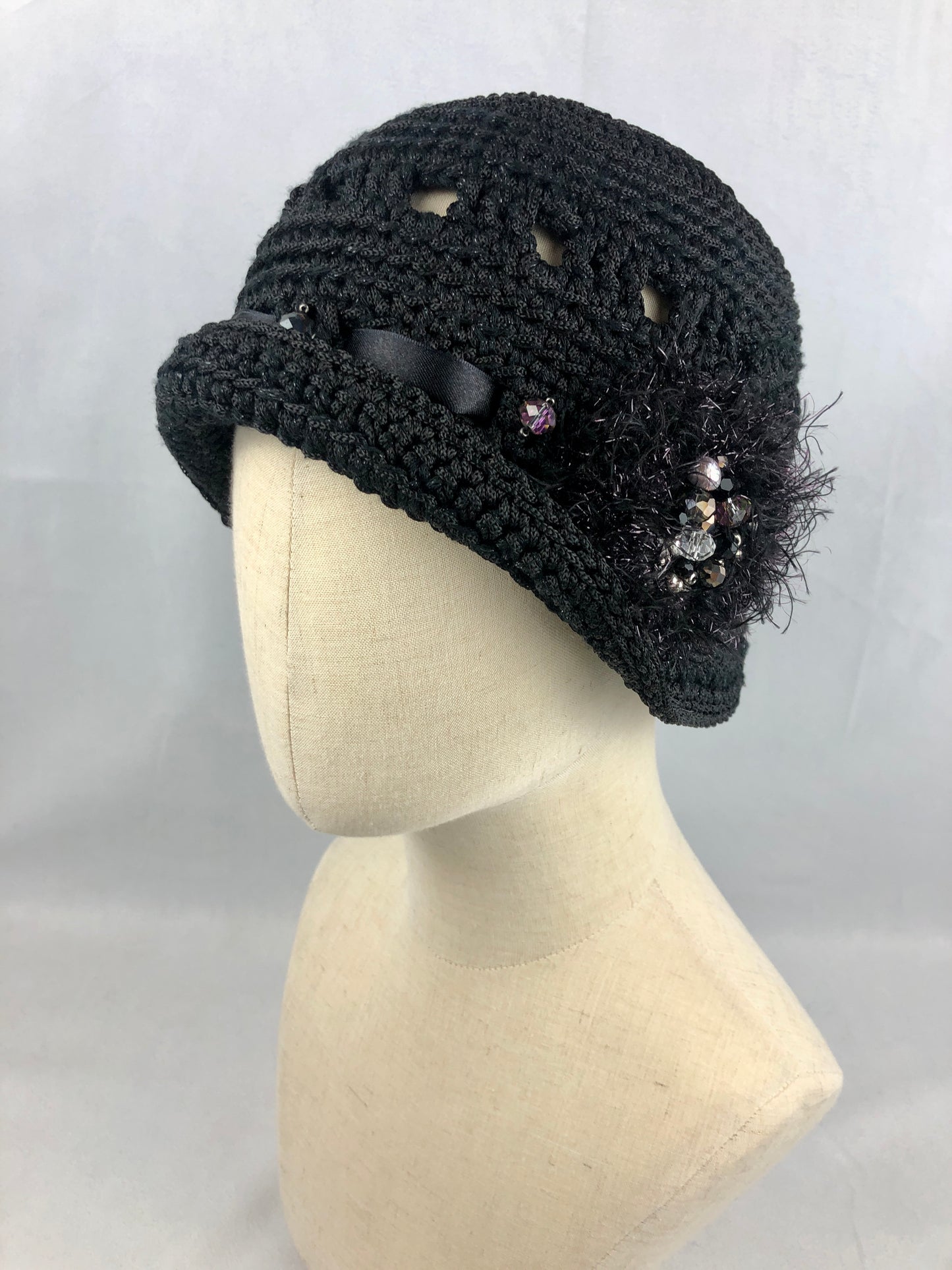 Black elegant cloche/ bucket hat