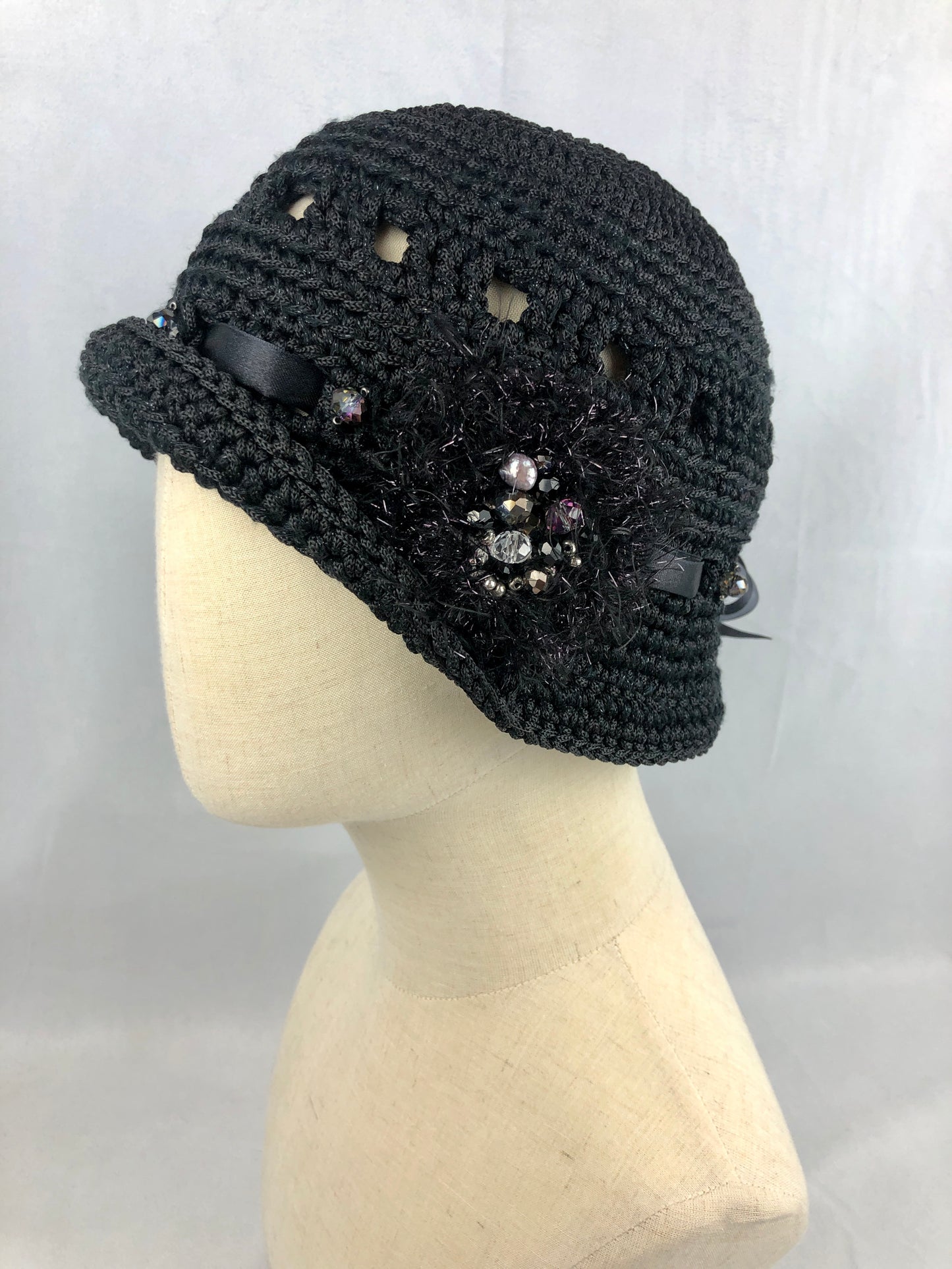 Black elegant cloche/ bucket hat