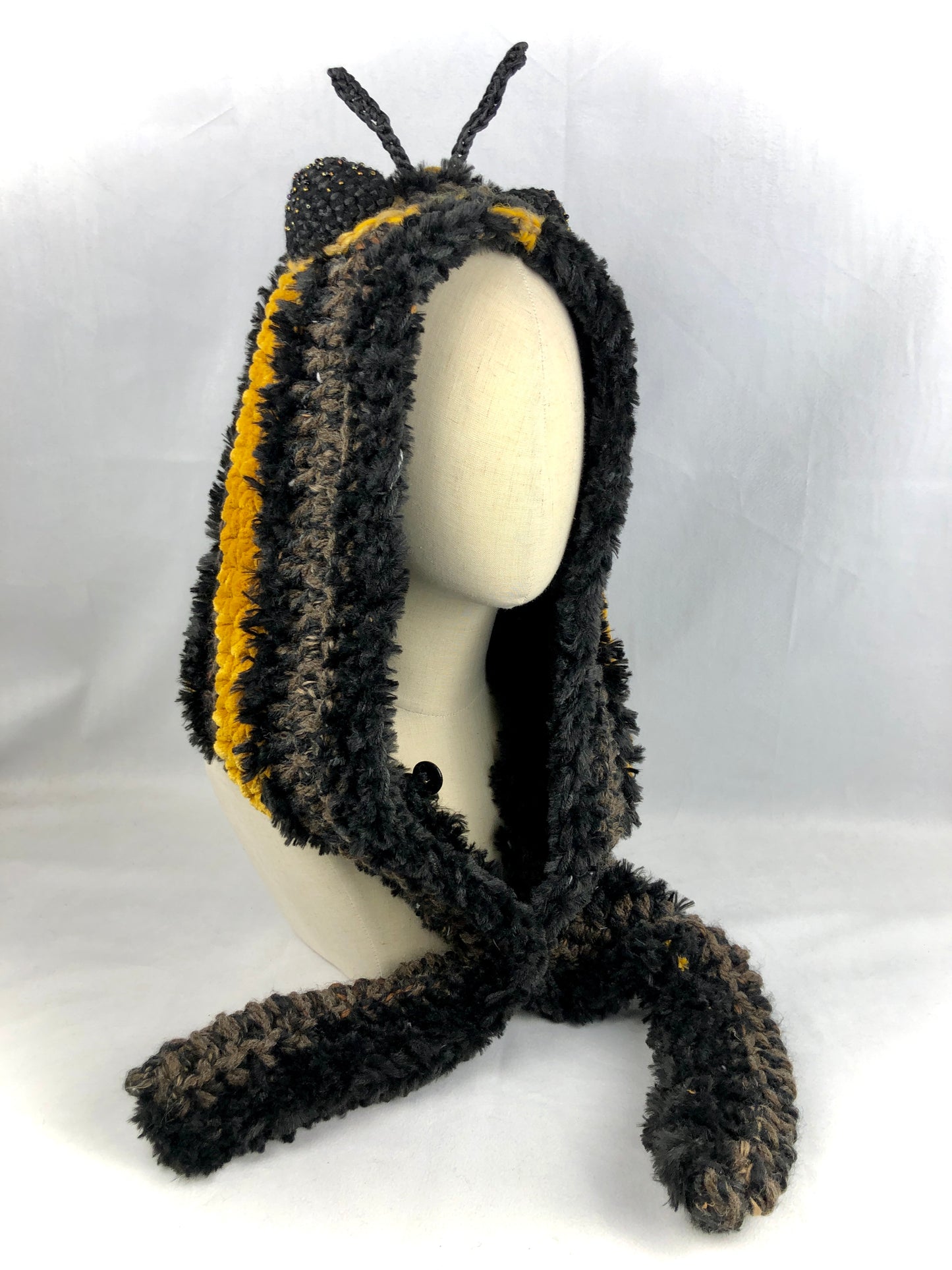Bee hood scarf hat