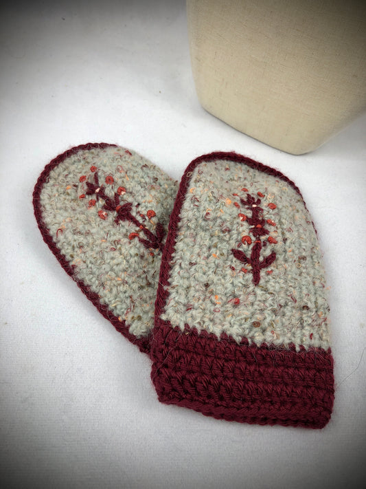 Grey maroon children mittens