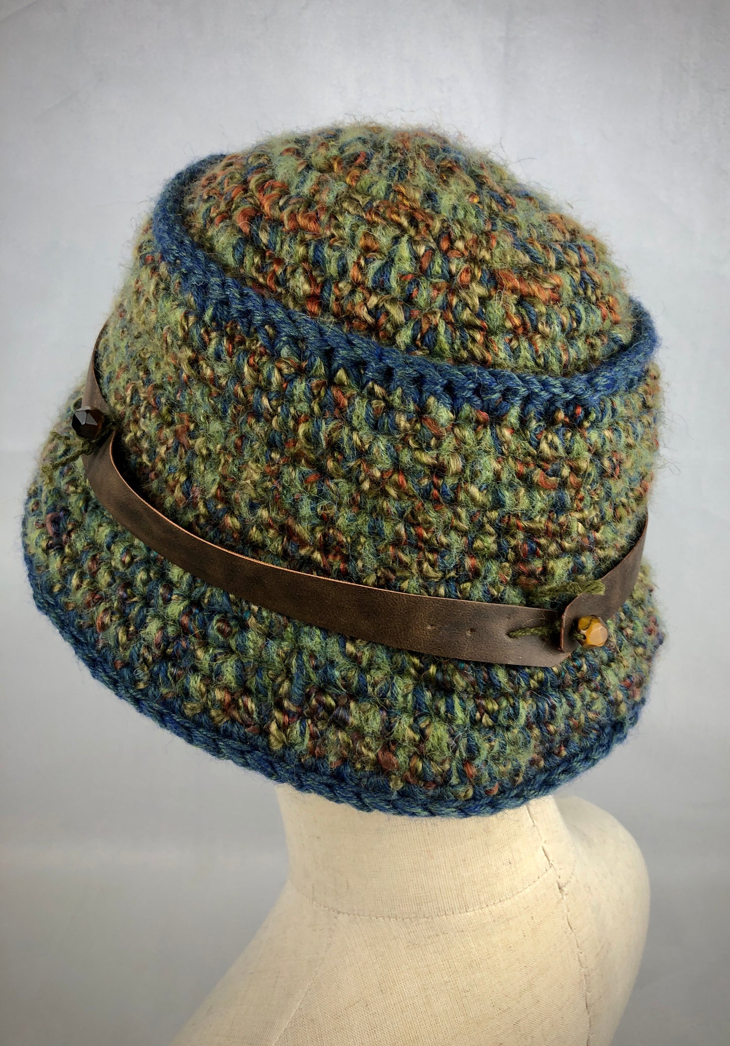 Olive green fisher bucket hat