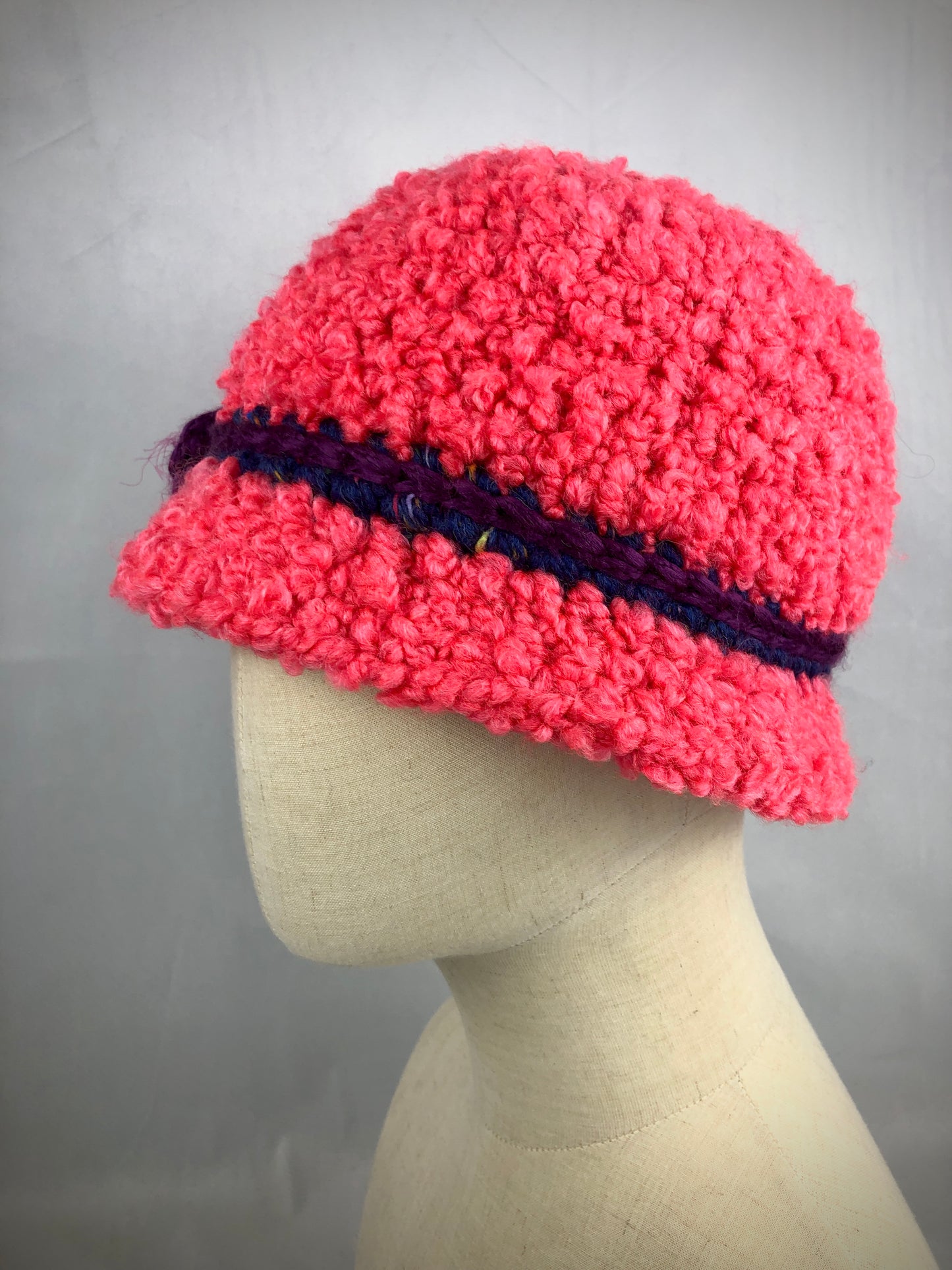 Pink bouclé bucket hat