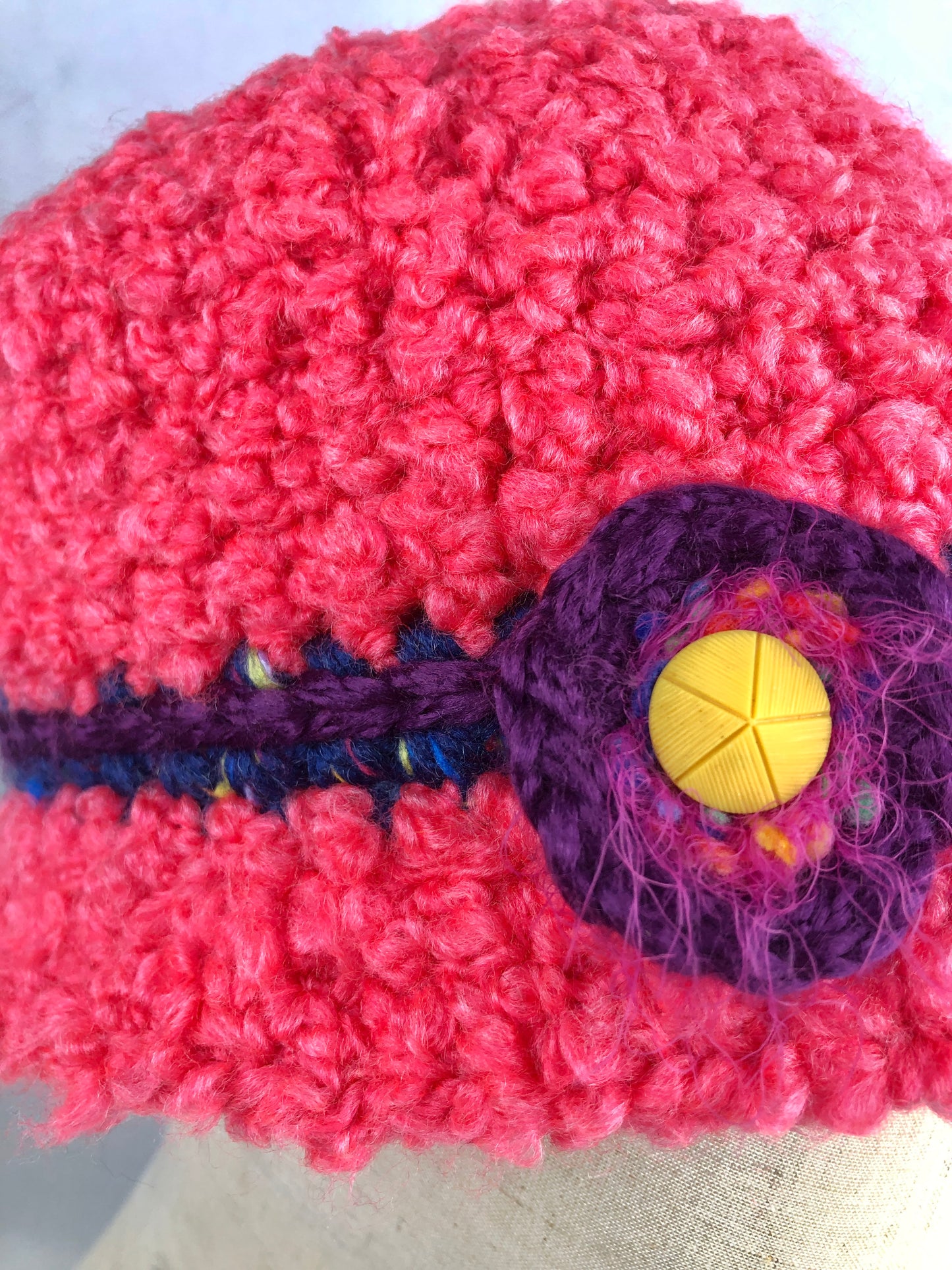 Pink bouclé bucket hat