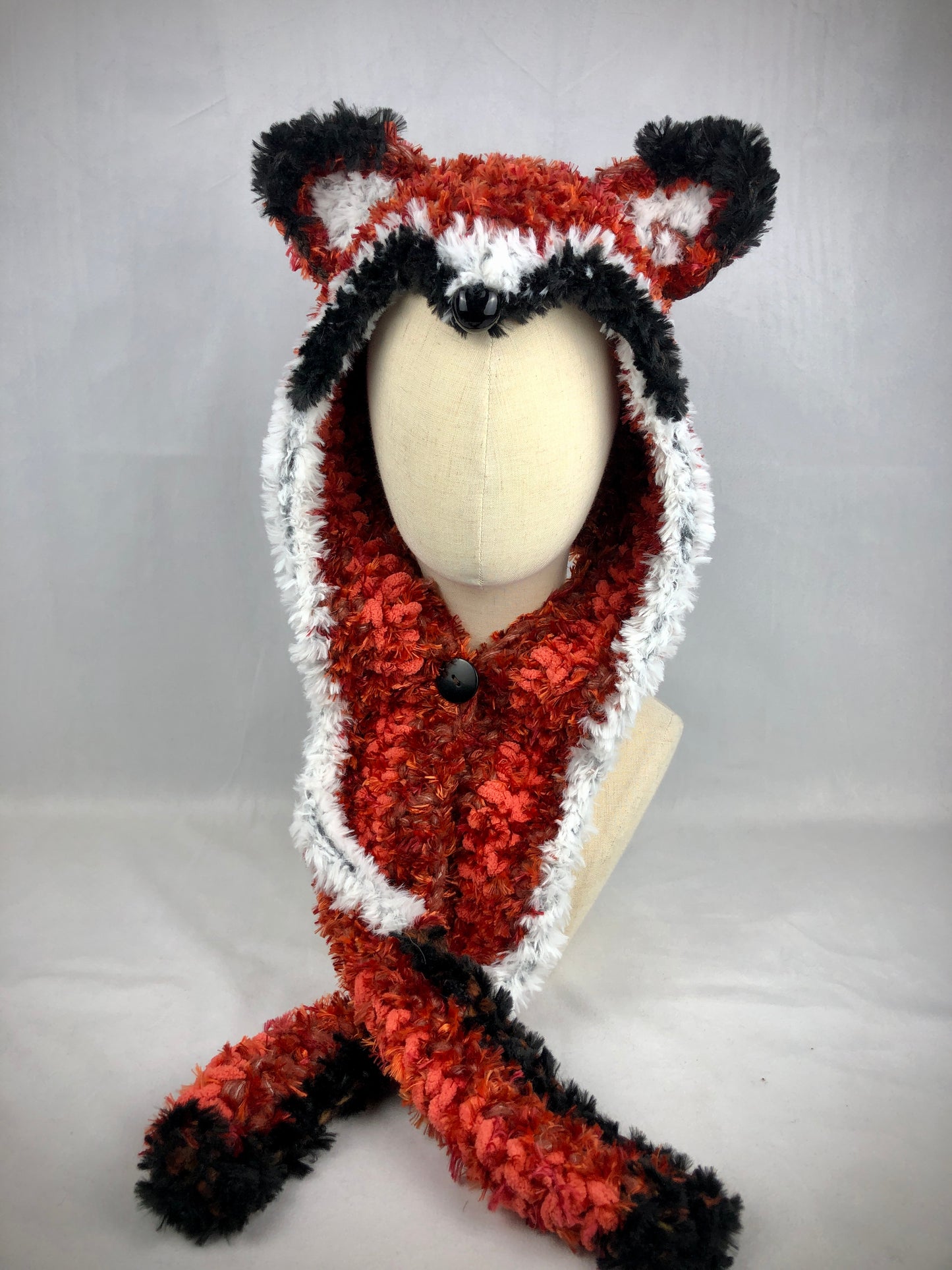 Fox bonnet hood