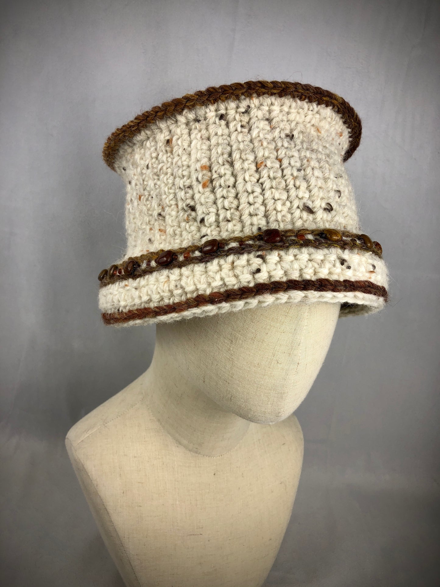 Mookaite cream tweed wool bucket hat