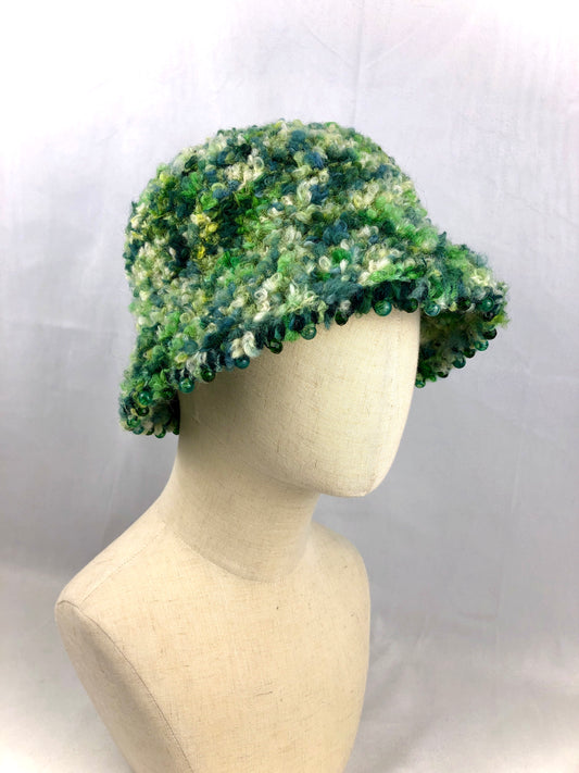 Green forest wool bucket