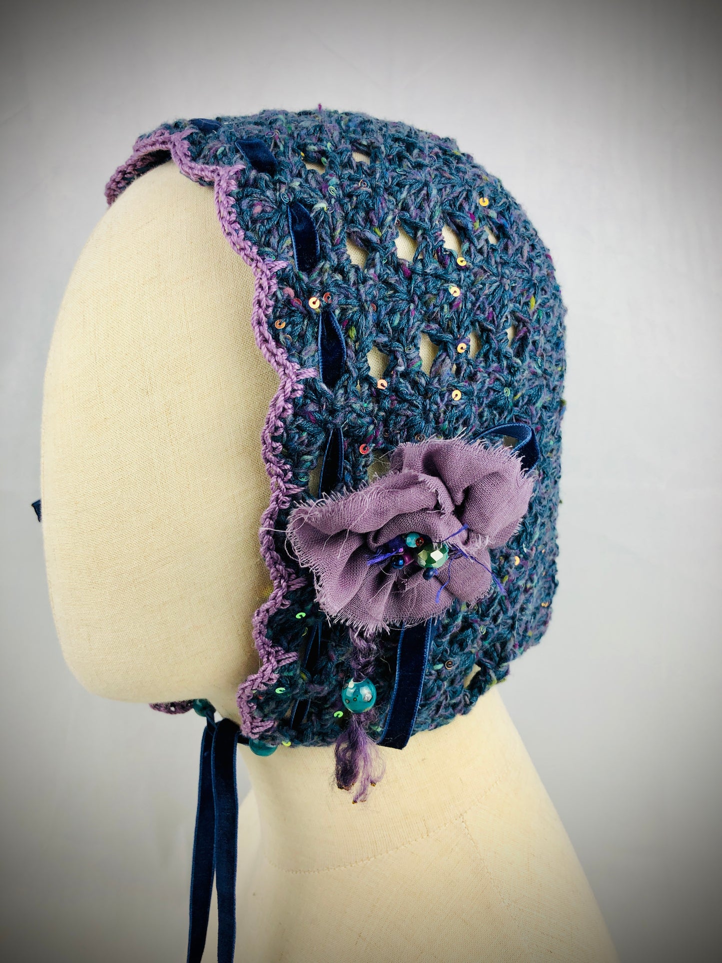 Grey purple wool bonnet