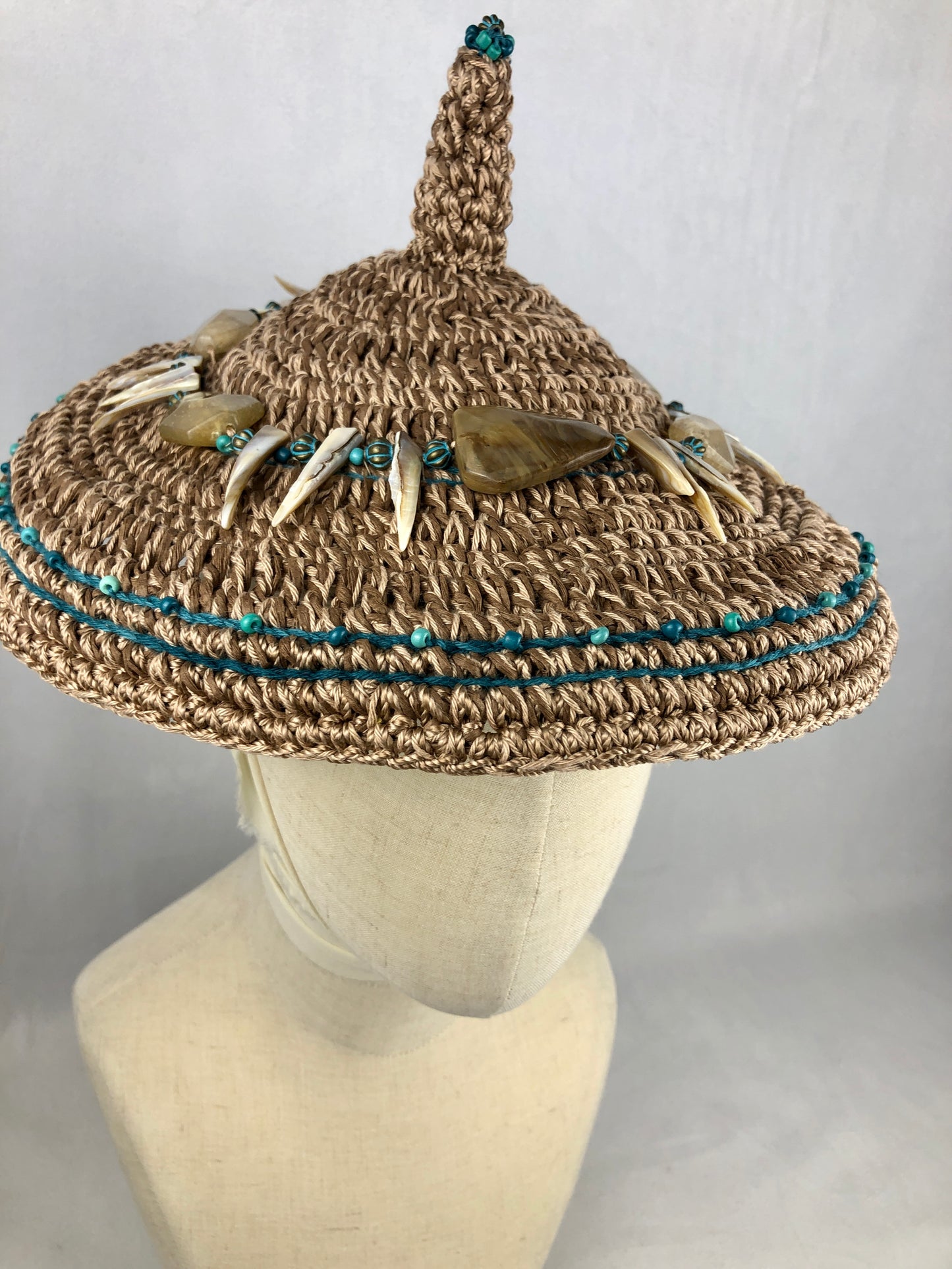 Cartwheel-conical umbrella sun hat