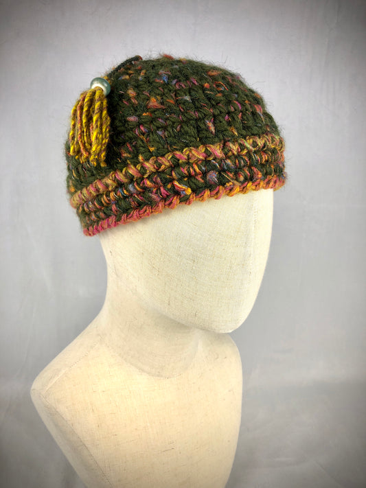 Green wool beanie toque hat