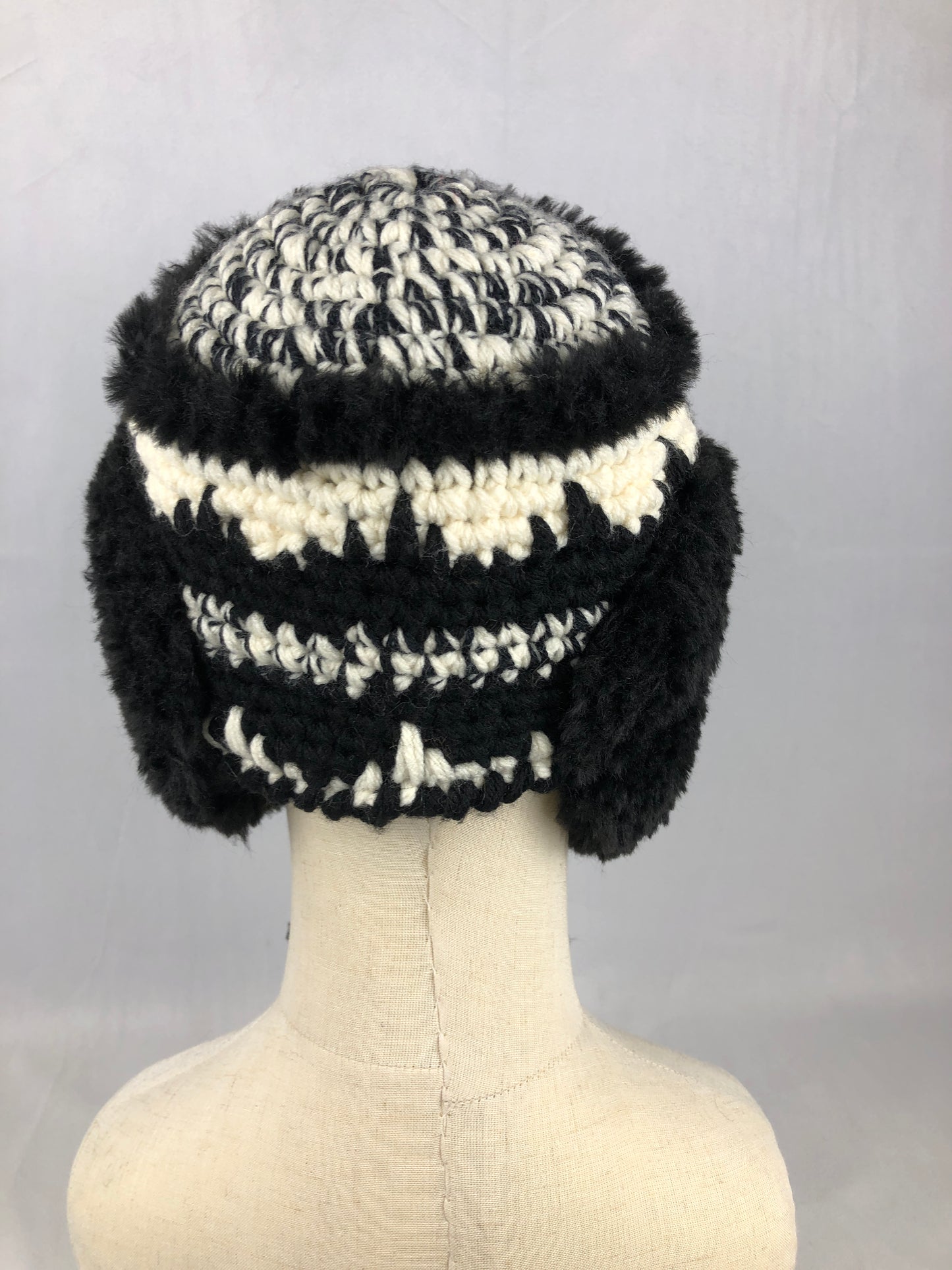 Black white earflaps winter hat
