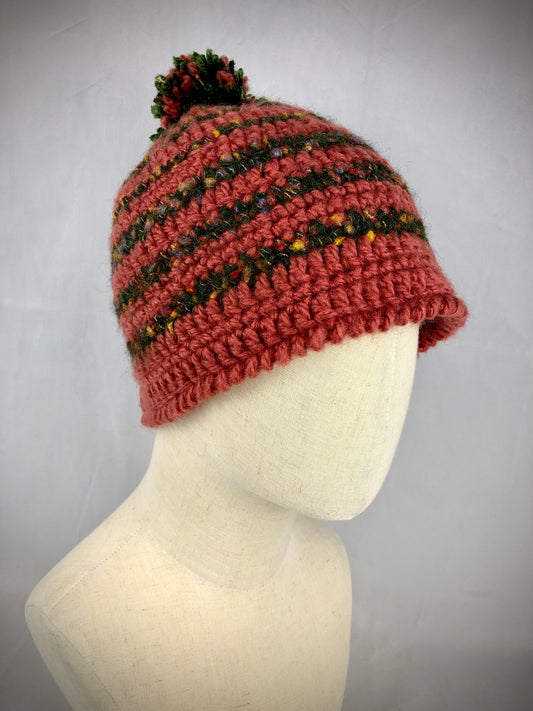 Red green stripe beanie toque