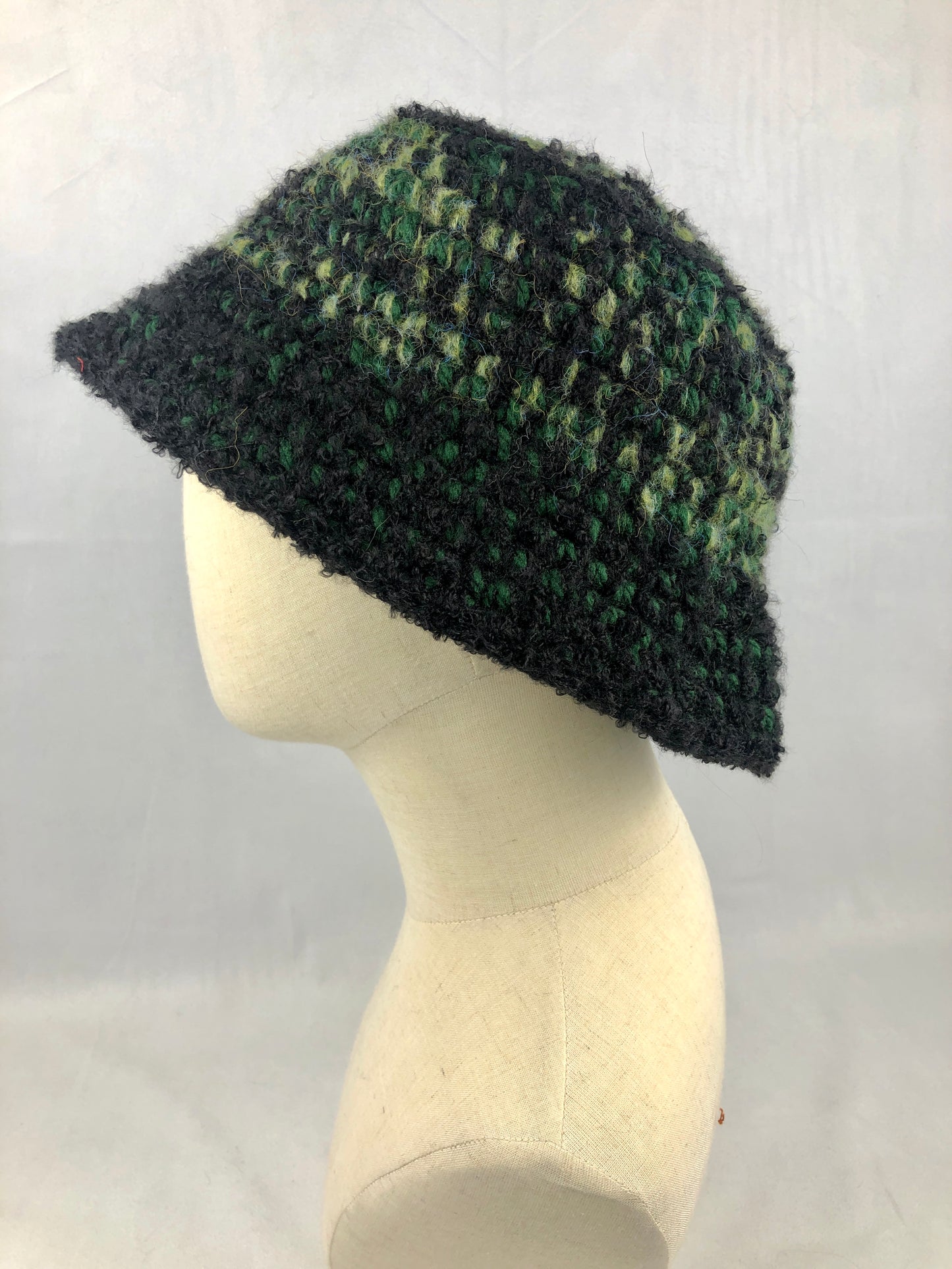 Black green wool bucket hat