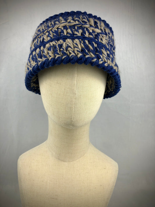 Blue beige chunky bucket hat