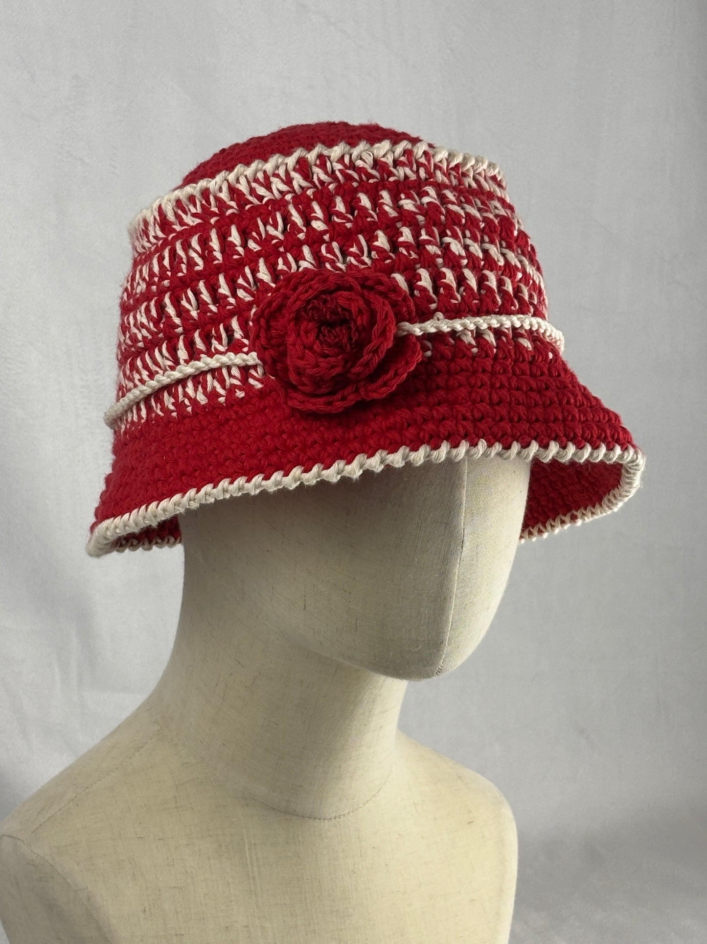 Red cream cotton bucket