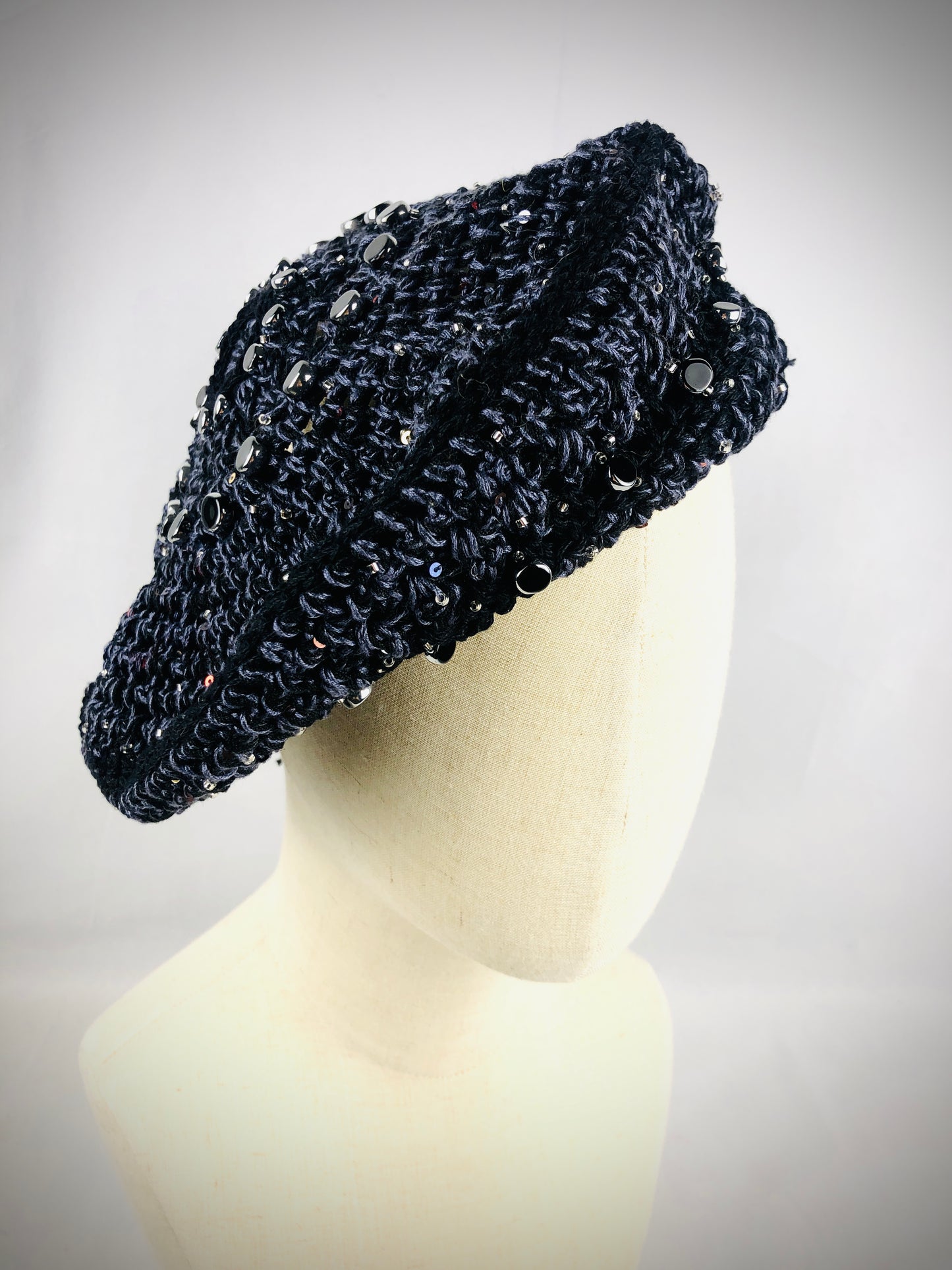Black& gray cotton beaded beret
