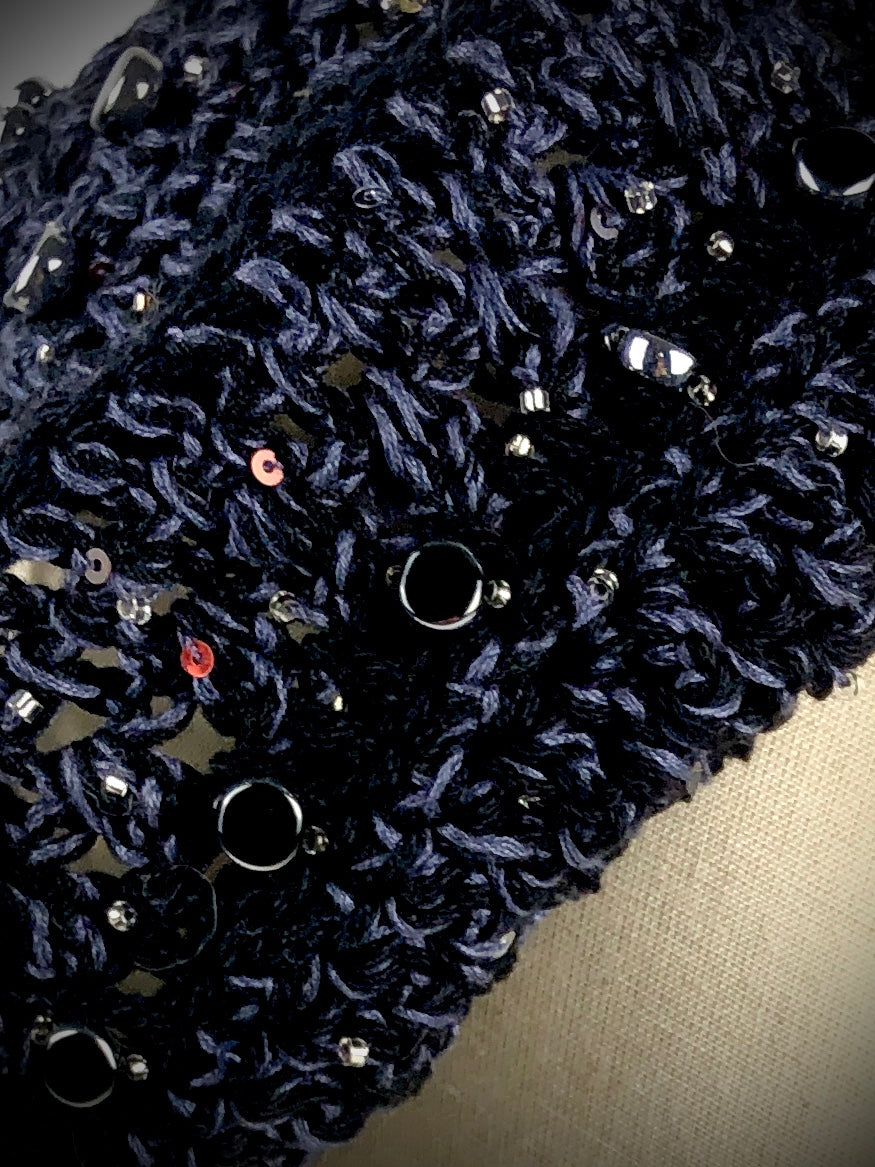 Black& gray cotton beaded beret
